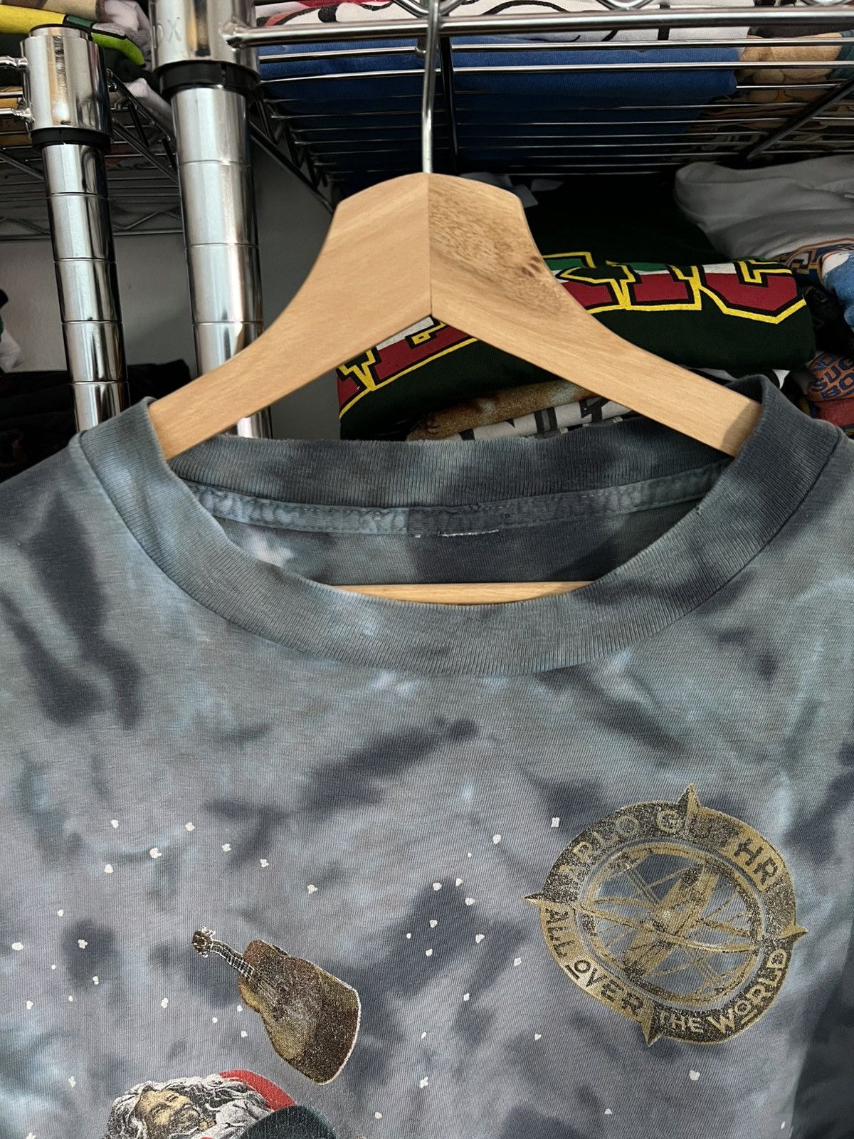 Band Tees 90s Arlo Guthrie All Over The World AOP Single Stitch Tee Size US XL / EU 56 / 4 - 5 Thumbnail