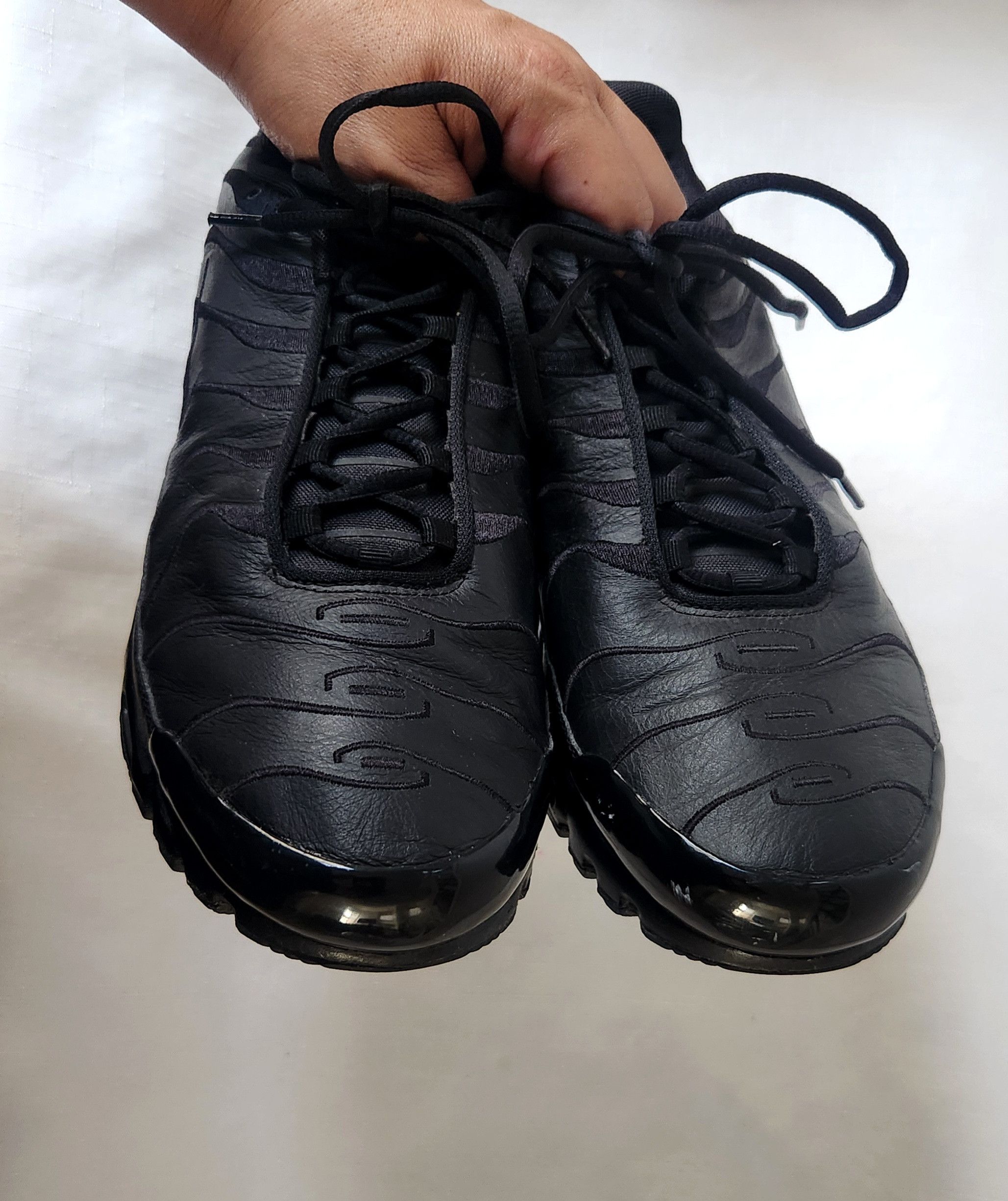 Nike Nike Air Max Plus TN Triple Black Leather Men’s 13 Size US 13 / EU 46 - 6 Thumbnail