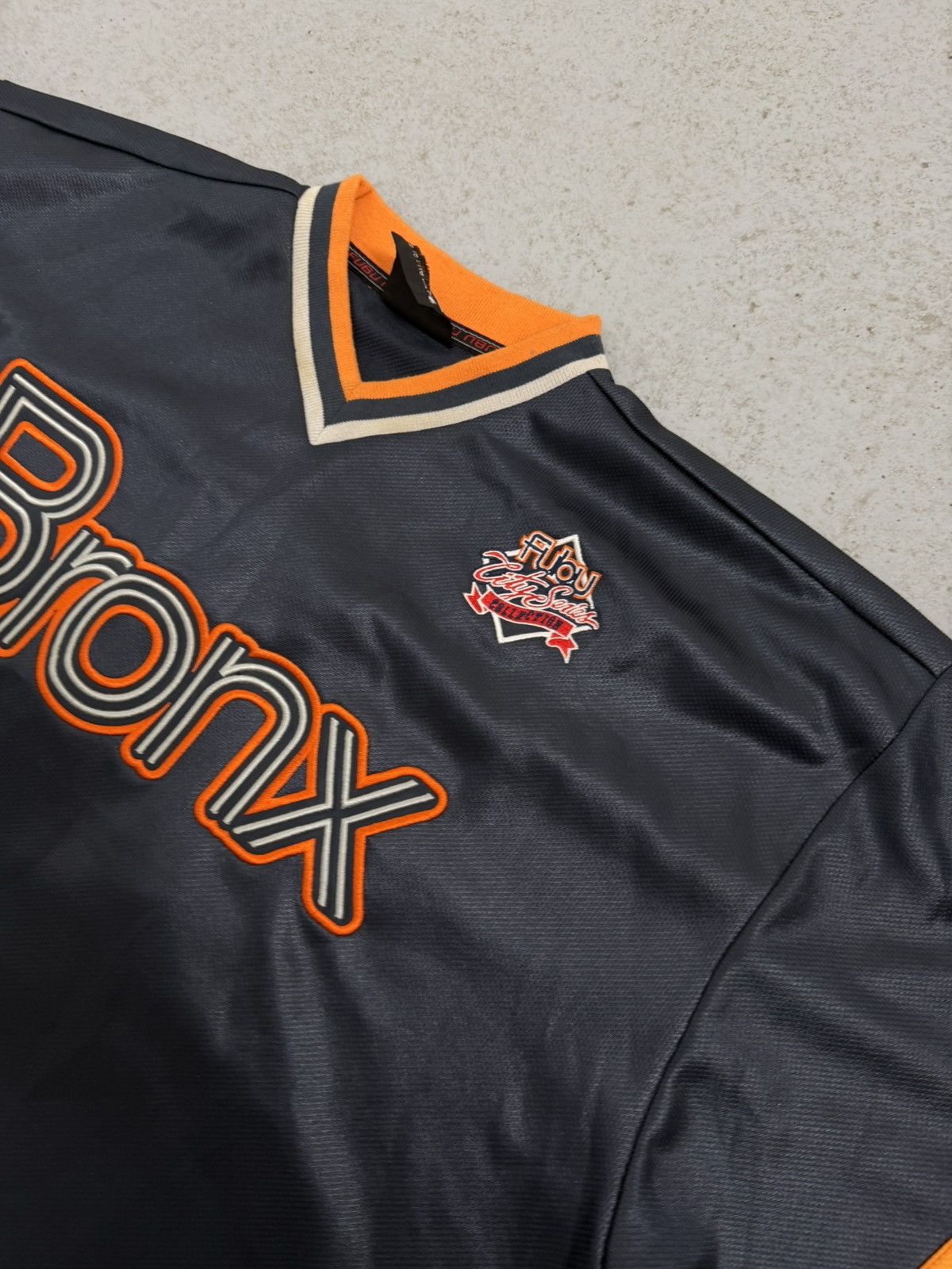 Fubu Vintage 1992 Fubu 64 Bronx Embroidered Logo MLB Jersey Size US M / EU 48-50 / 2 - 5 Thumbnail