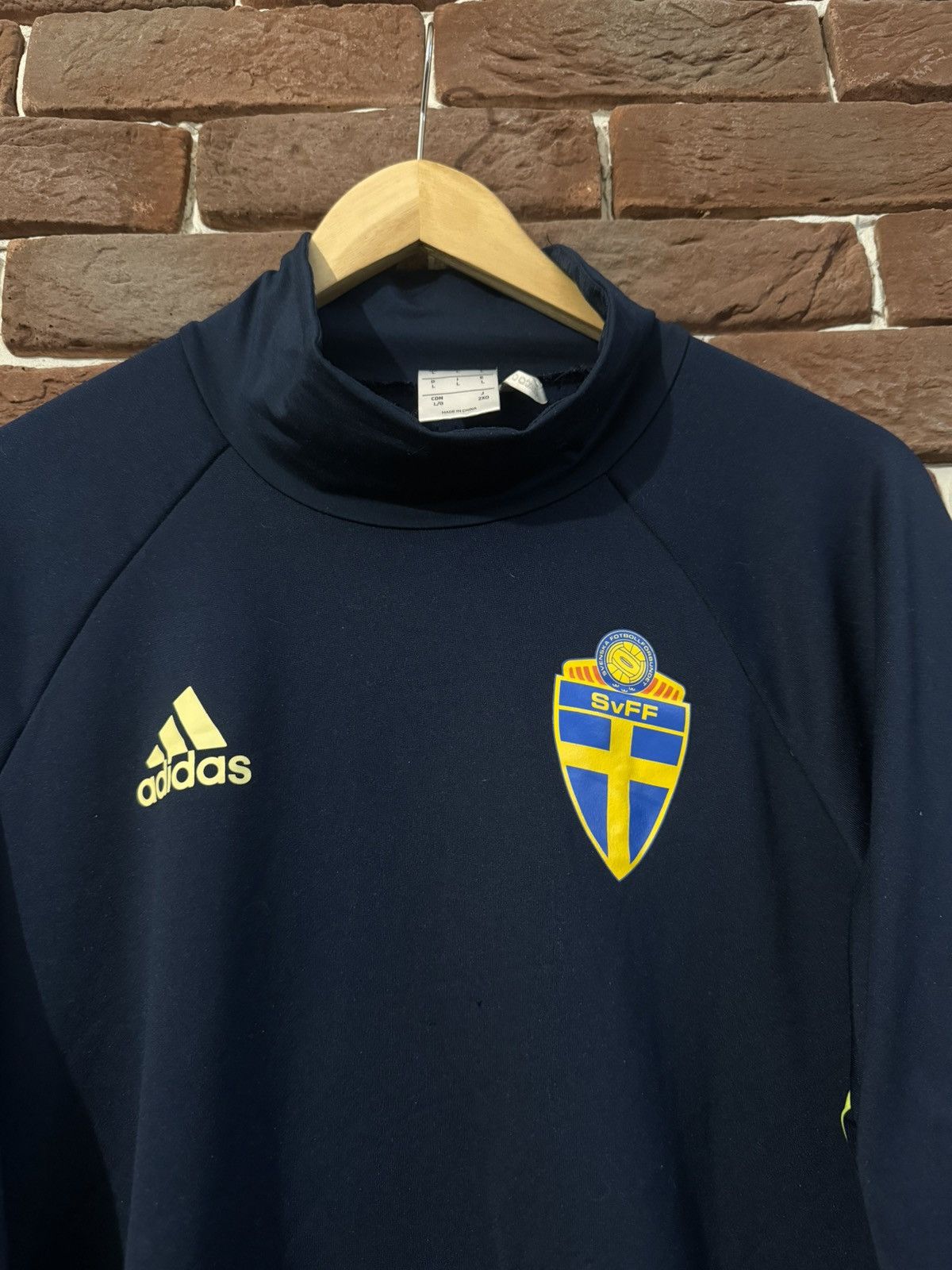 Adidas Rare 2015 Adidas Sweden Team L Navy Jersey Soccer Kit Long Size US L / EU 52-54 / 3 - 3 Thumbnail