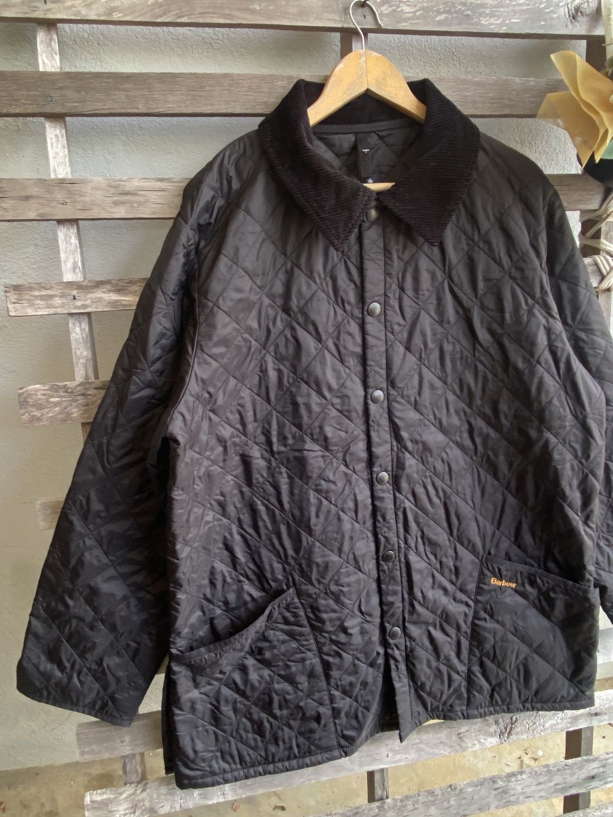 Barbour Barbour Liddesdale quilted jacket with a corduroy collar Size US XL / EU 56 / 4 - 3 Thumbnail