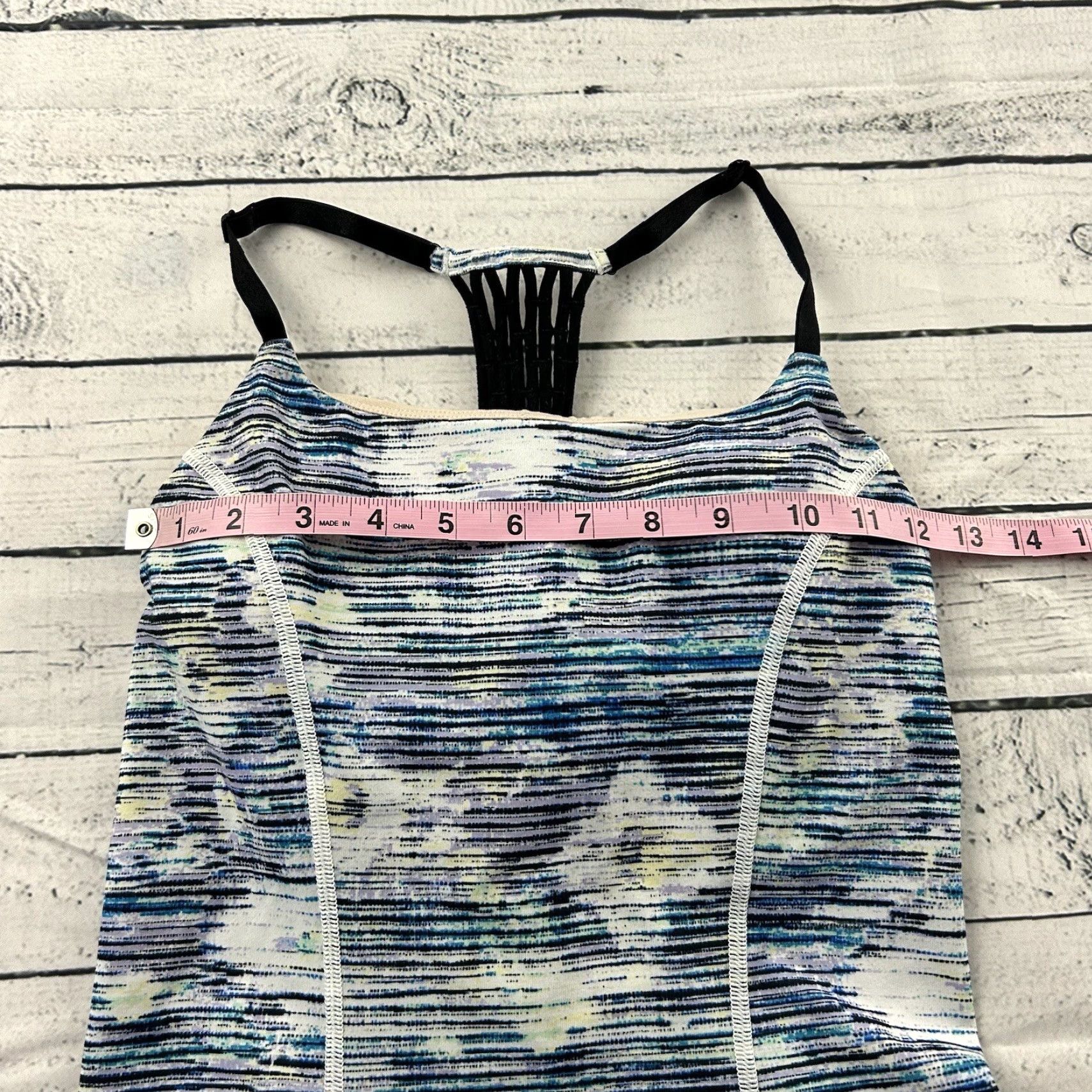 Lululemon Lululemon Strappy Built In Bra Striped Athletic Yoga Tank Top Women's 4 Black Shirt Tank Athletic Yoga Built-In Bra Striped Black 90s? Size S / US 4 / IT 40 - 2 Thumbnail
