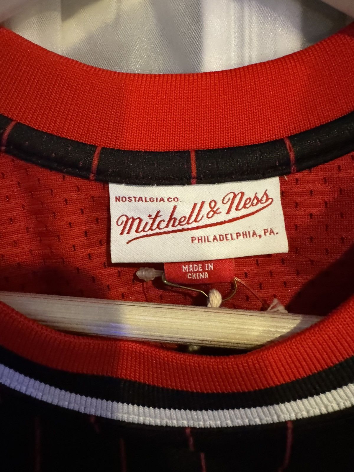 Mitchell & Ness Michael Jordan Bulls Pinstripe 1995-96 Jersey Size US L / EU 52-54 / 3 - 4 Thumbnail