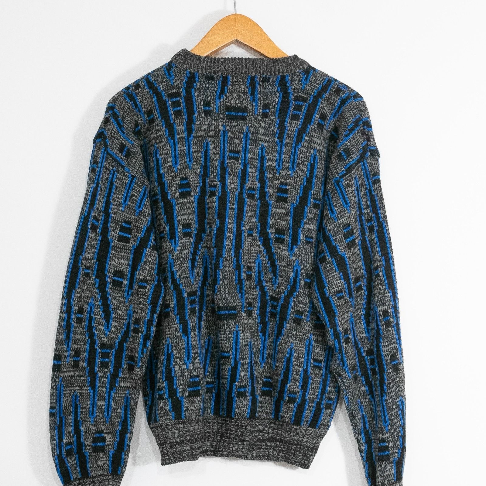 Vintage Vintage Barnabys Abstract Pattern Acrylic Sweater Medium Size US M / EU 48-50 / 2 - 5 Thumbnail