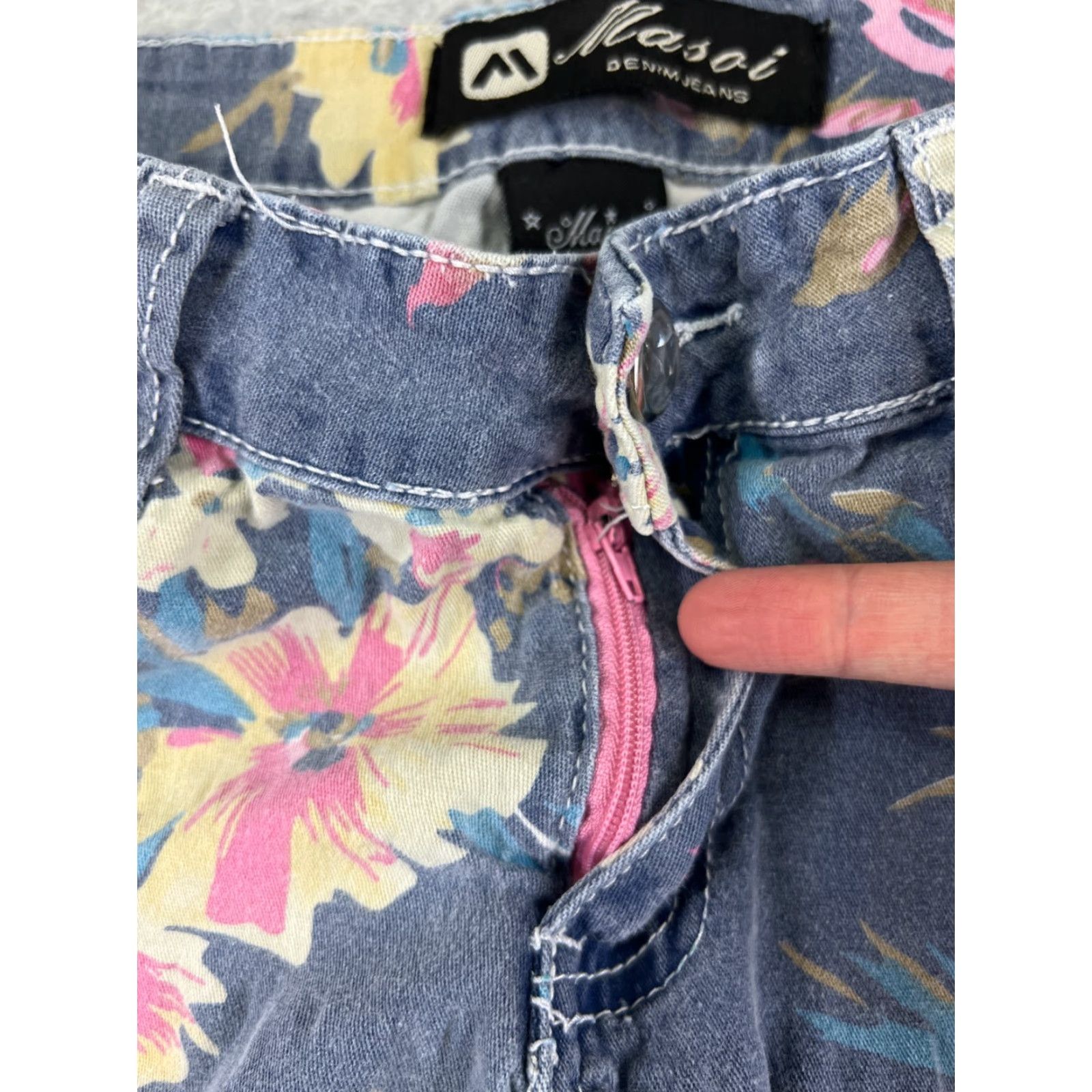 Denime Masoi Jeans Womens 7 Blue Denim Floral Straight Low Rise 25x27 5-Pocket Design Zip 27 Inseam Regular Stretch Vintage No Mens Womens (adjusted end) Size 28" / US 6 / IT 42 - 5 Thumbnail