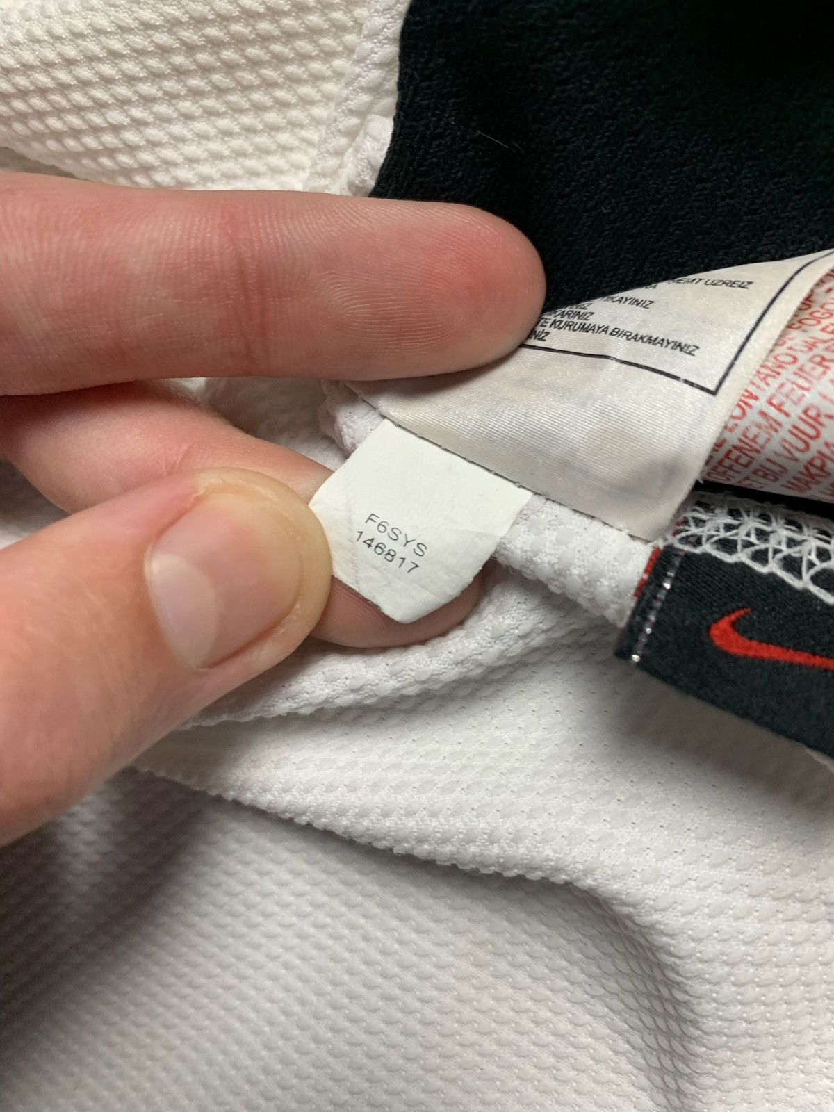 Nike × Vintage Vintage Nike Manchester United soccer jersey 8 Rooney size L Size US L / EU 52-54 / 3 - 7 Thumbnail