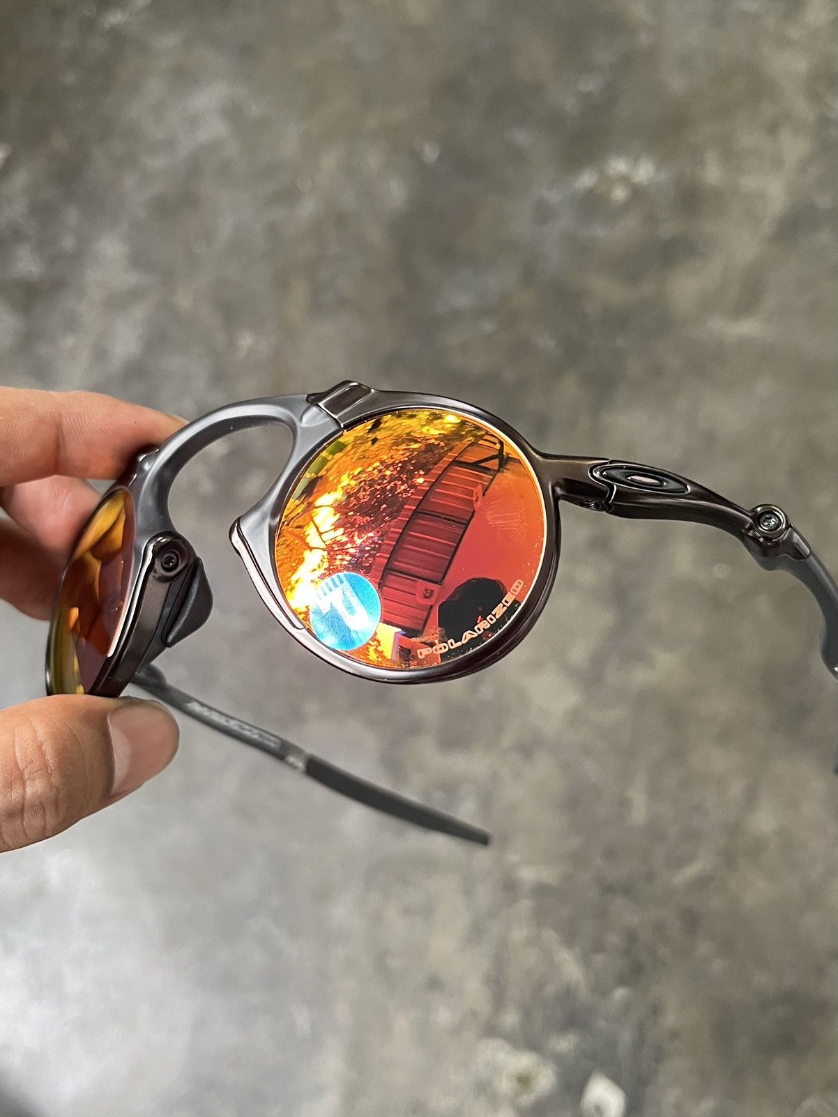 Oakley Oakley Madman Dark carbon / Ruby Polarized Size ONE SIZE - 7 Thumbnail