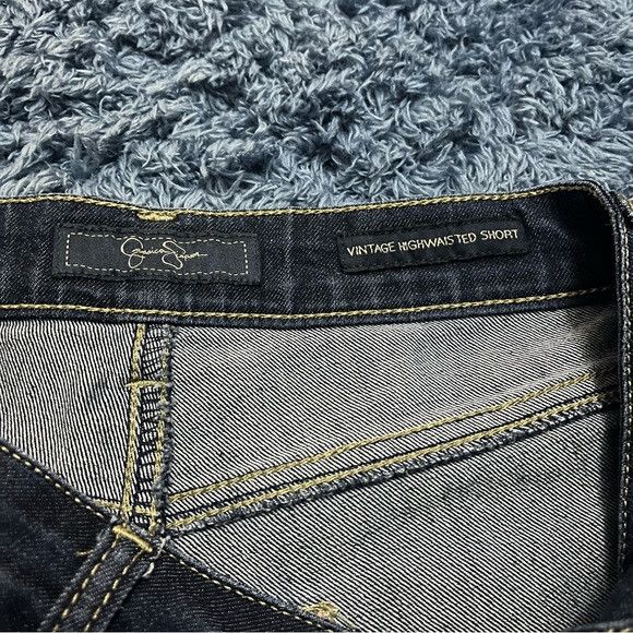 Jessica Simpson Jessica Simpson vintage highwaisted short button fly size 27 Size 27" / US 4 / IT 40 - 3 Thumbnail