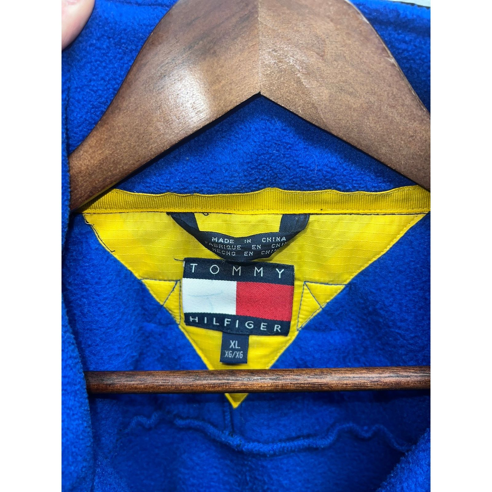 Vintage Vintage Tommy Hilfiger Fleece Jacket Blue VTG XL Pullover Size US XL / EU 56 / 4 - 7 Thumbnail