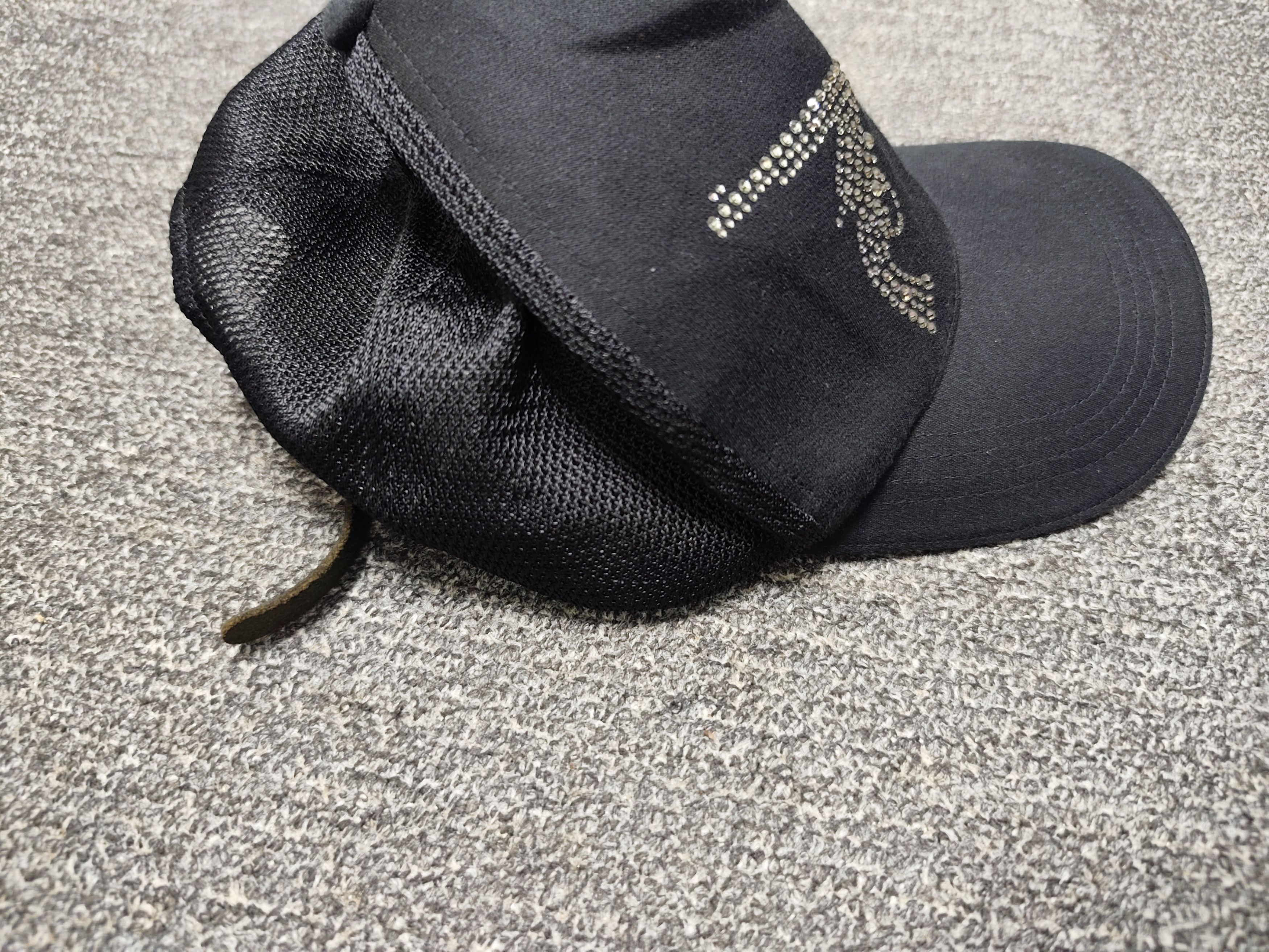 Roar Roar Guns Swarovski Crystal Double Pistols Trucker Hat Size ONE SIZE - 2 Thumbnail
