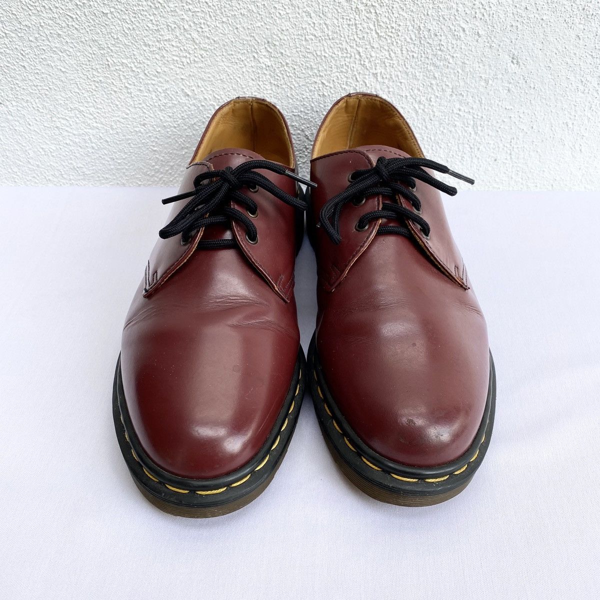 Other DR.MARTENS '1461' Low-Cut 3-Eyelet Cherry Red ENGLAND Size US 9 / EU 42 - 2 Thumbnail