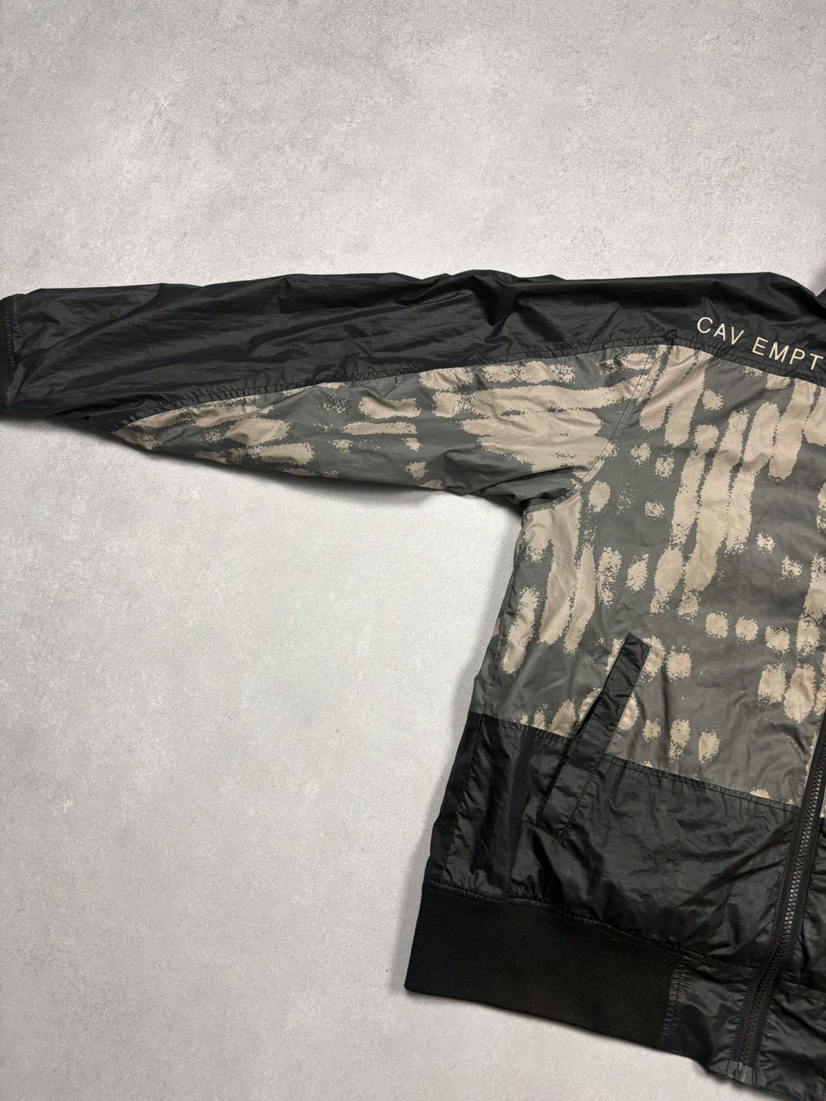 Cav Empt Cav Empt SS21 Graphic Panel Track Bomber Jacket Logo Patch M Size US M / EU 48-50 / 2 - 5 Thumbnail