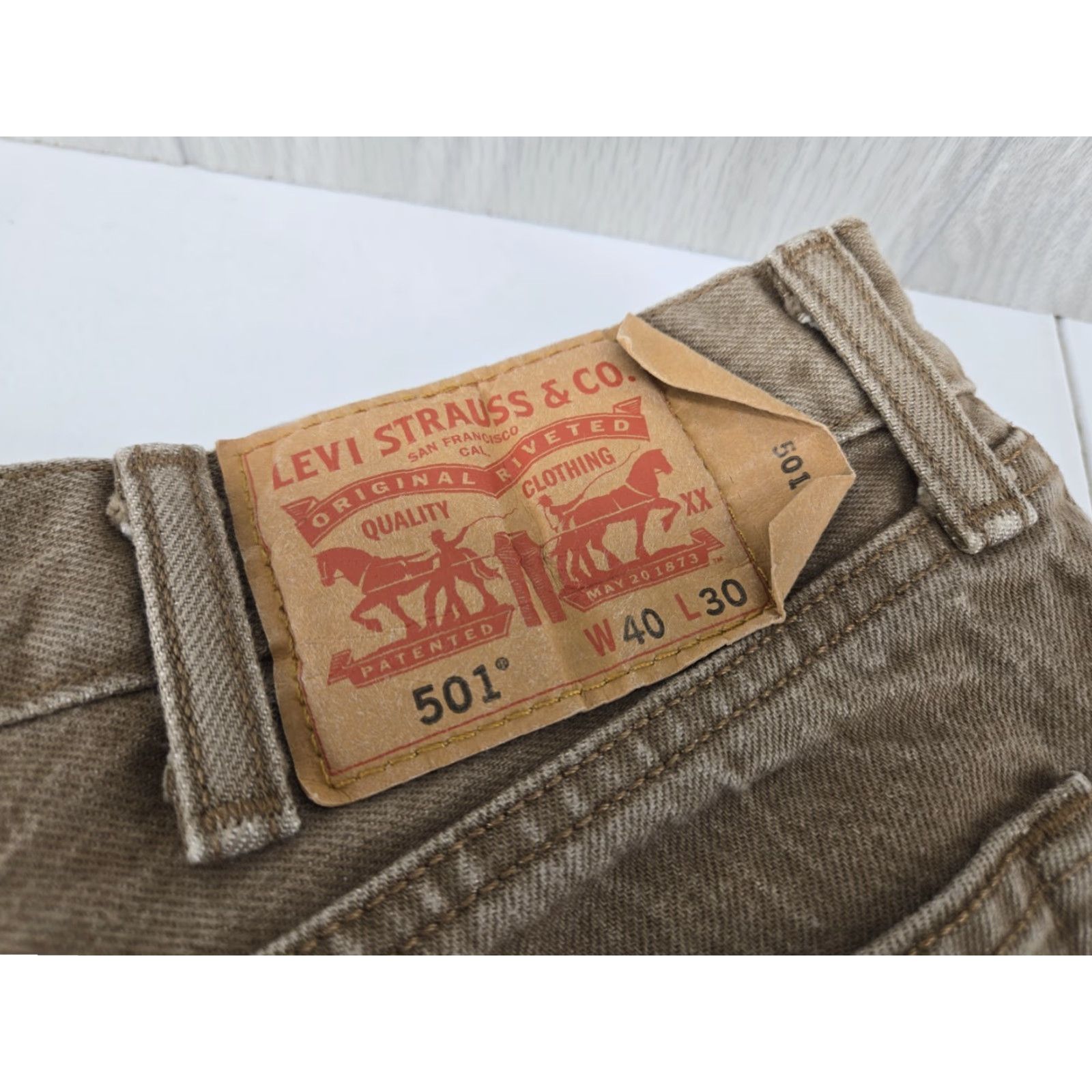 Levi's Levi's 501 Jeans Mens 40x30 Beige Denim Button Fly Regular Fit 5-Pocket Logo USA Size US 40 / EU 56 - 4 Thumbnail