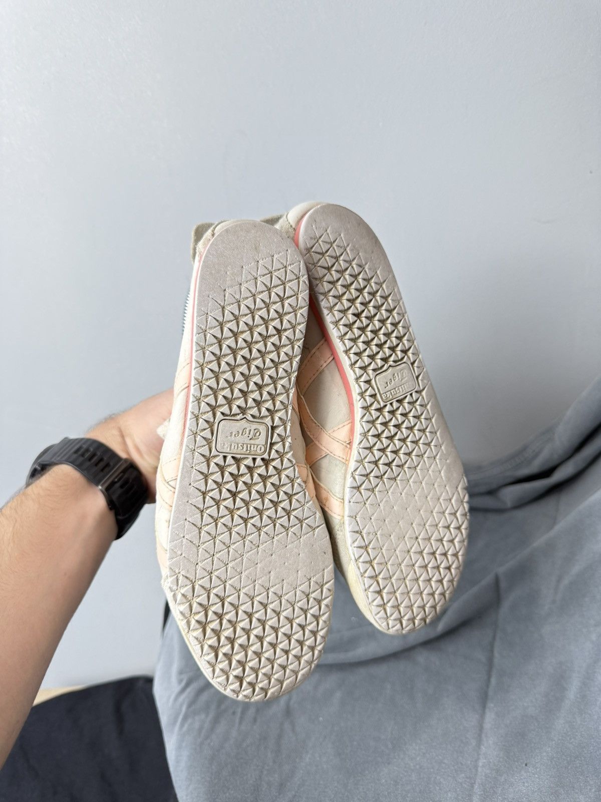 Asics Rare! Vintage ASICS Onitsuka Tiger Low Top Sneakers Asics Size US 7 / IT 37 - 7 Thumbnail