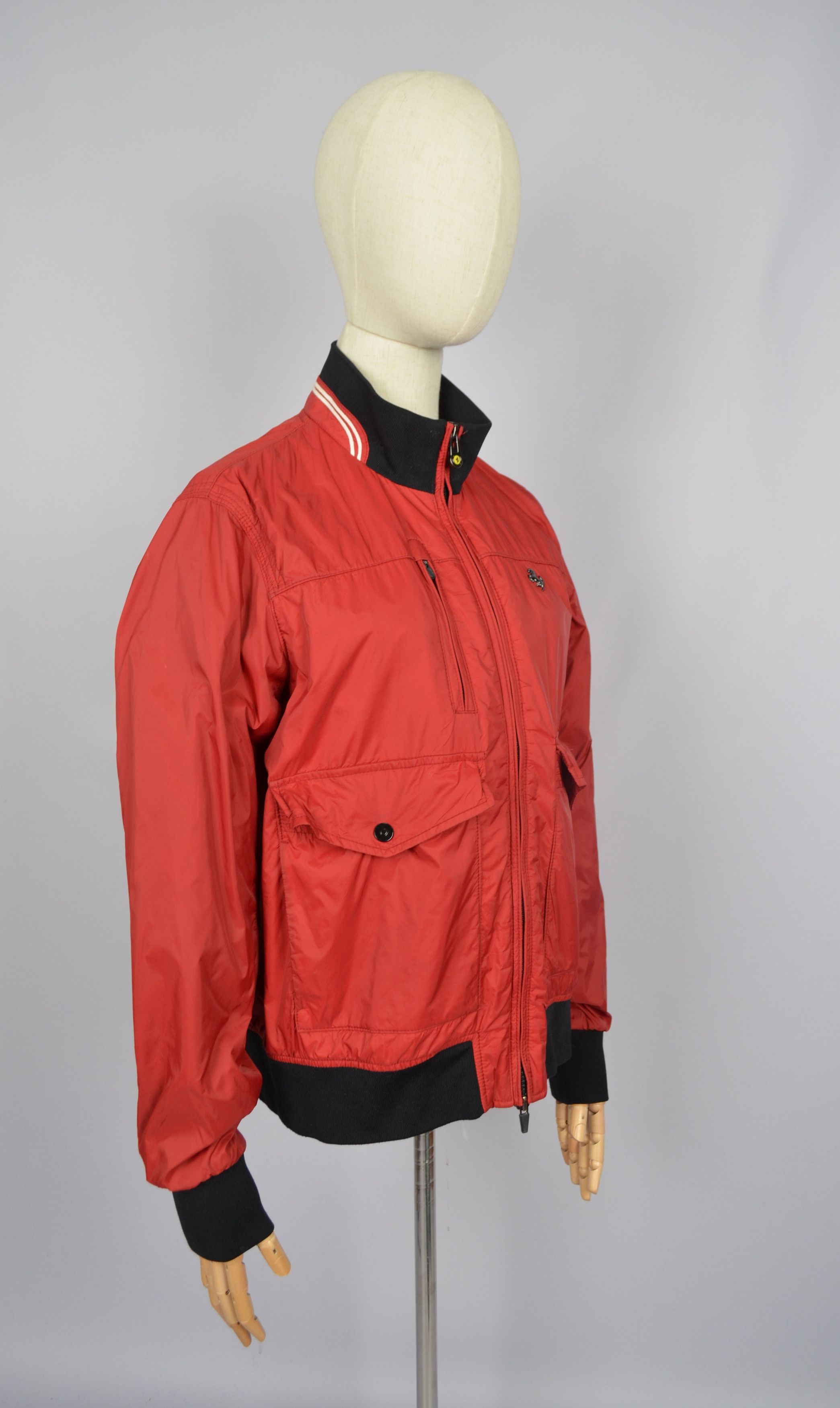 Ferrari × Formula 1 Ferrari Scuderia F1 Red Jacket Nylon Logo Tyvek Lining Sz M Size M / US 6-8 / IT 42-44 - 14 Thumbnail