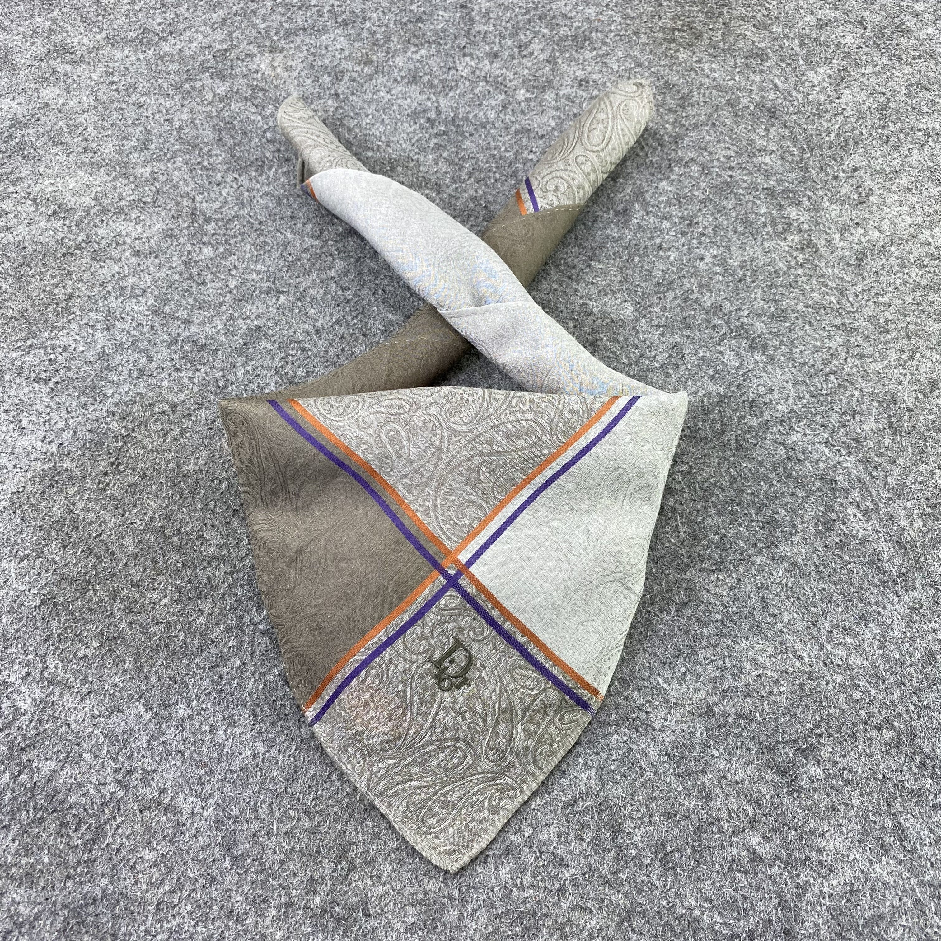 Designer Christian Dior Handkerchief / Bandana / Neckerchief-B729 Size ONE SIZE - 2 Thumbnail