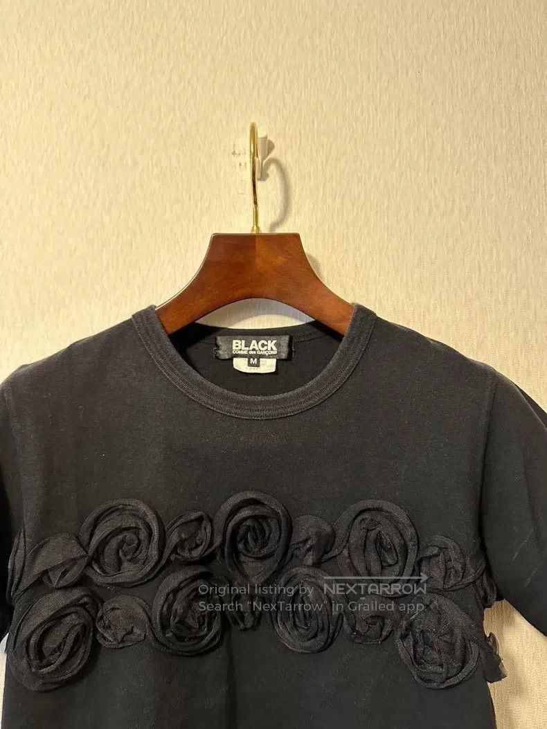 Comme des Garcons Comme Des Garcons Three-dimensional floral T-shirt Size M / US 6-8 / IT 42-44 - 2 Thumbnail