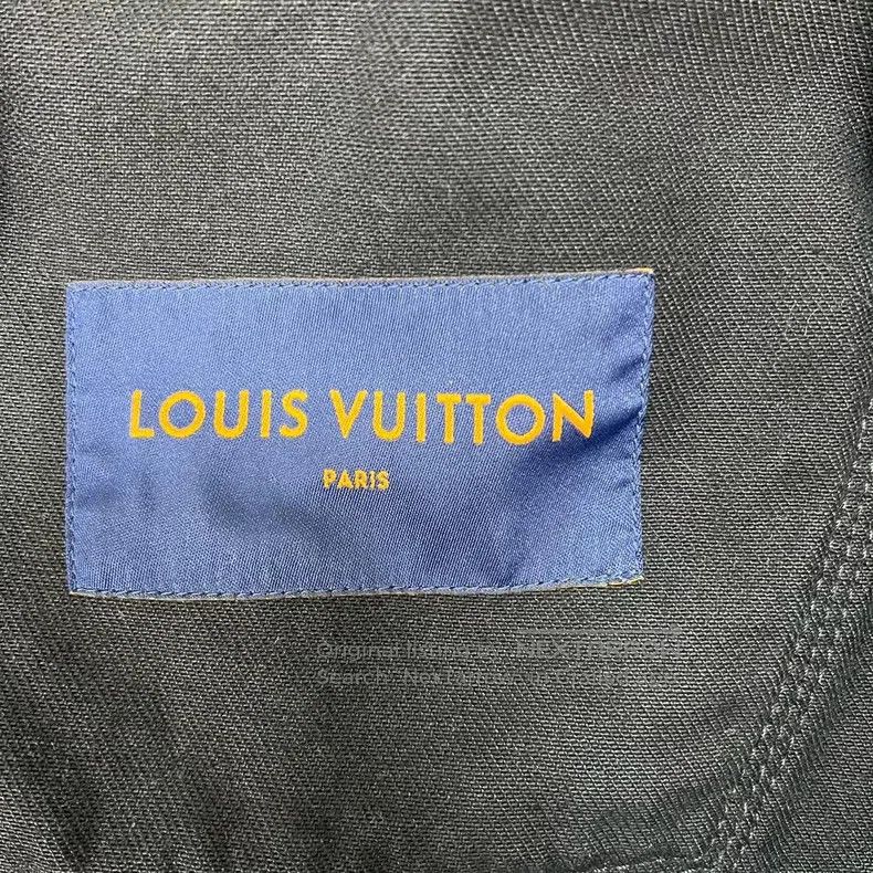 Louis Vuitton Louis Vuitton Black lumberjack embossed full-print denim j Size US M / EU 48-50 / 2 - 6 Thumbnail