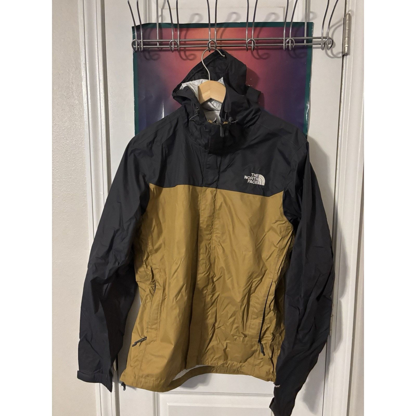 The North Face the north face windbreaker black gold Small Men’s Light Size US S / EU 44-46 / 1 - 1 Thumbnail