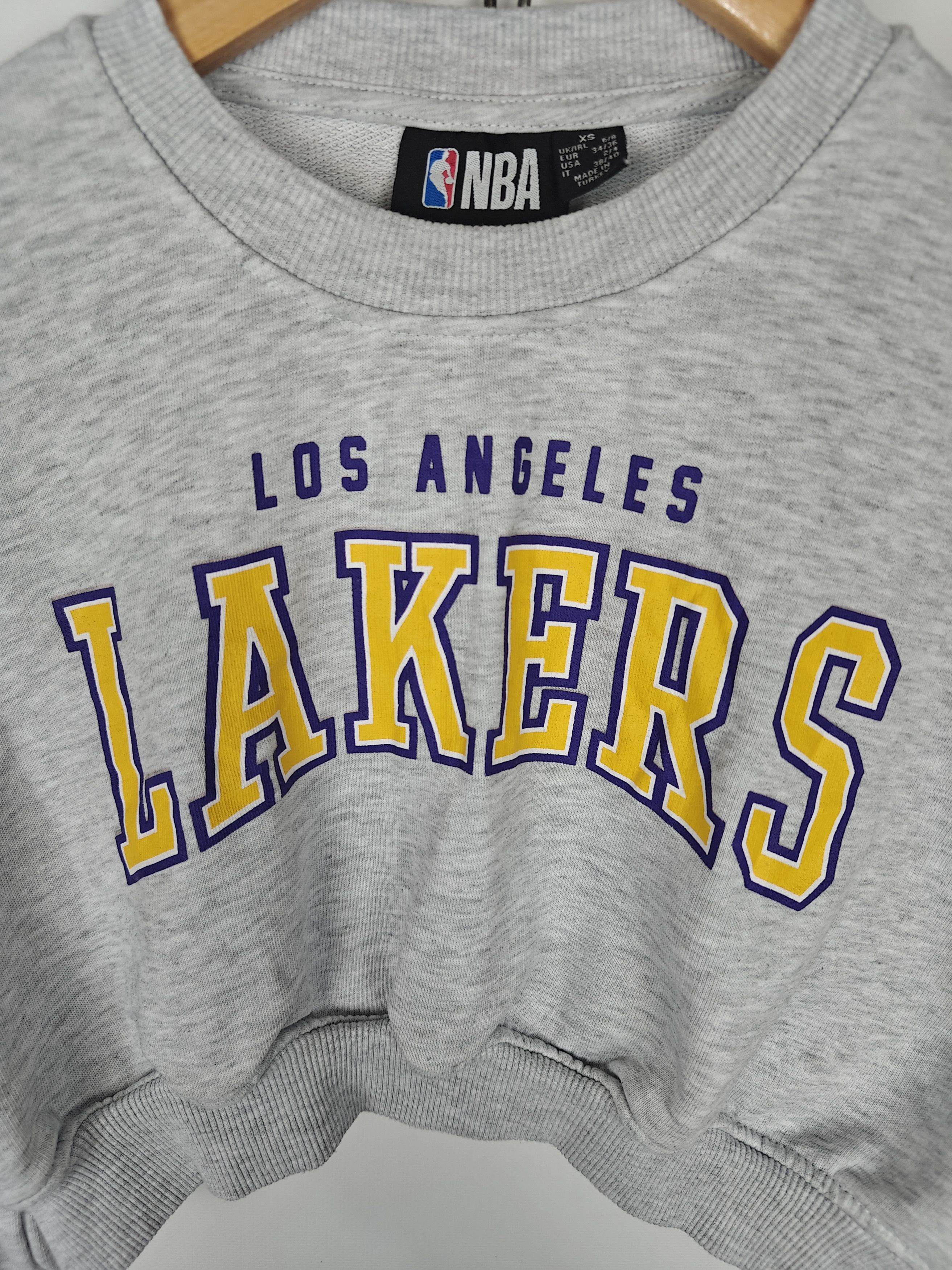 NBA NBA Lakers Crop Top Sweatshirt Crewneck Gray Logo XS Size XS / US 0-2 / IT 36-38 - 7 Thumbnail