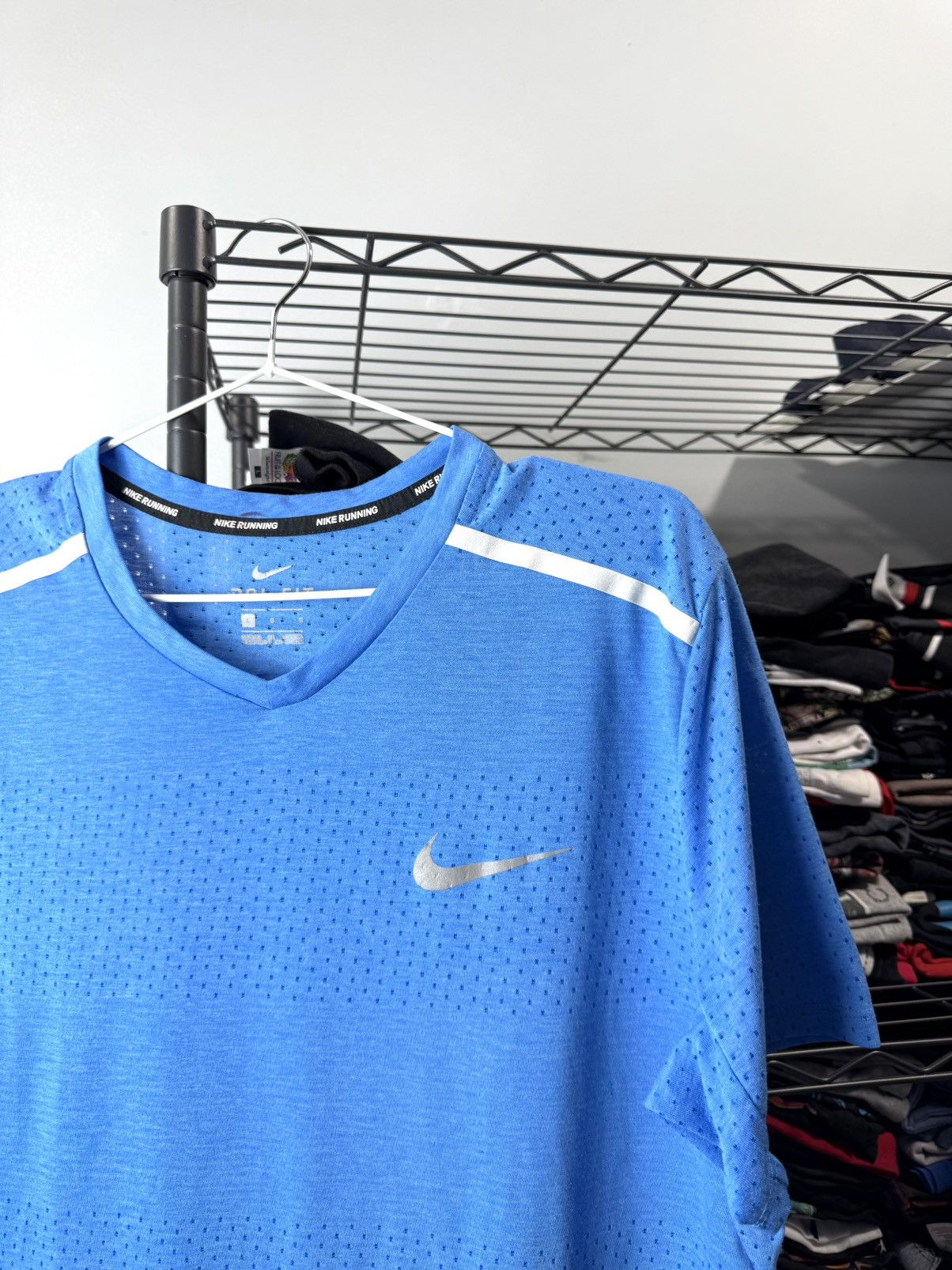 Nike Nike Running Mesh T Shirt Reflective Size US L / EU 52-54 / 3 - 2 Thumbnail