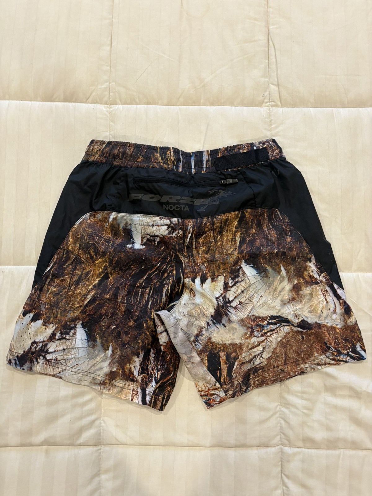 Drake × Nike Nike Nocta Camo shorts Small Size US 30 / EU 46 - 6 Thumbnail