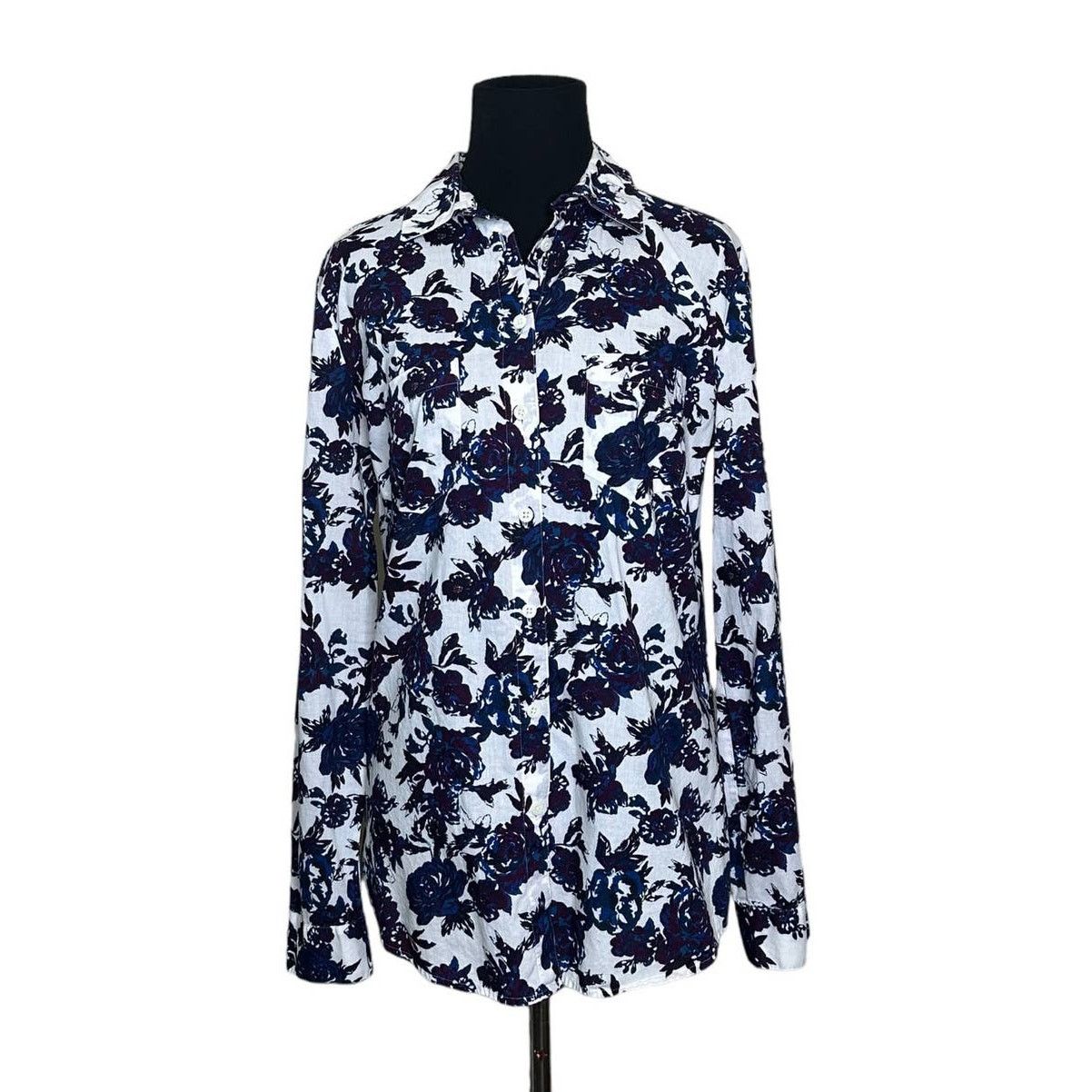 Loft Loft blue floral buttoned long sleeves blouse size small Size S / US 4 / IT 40 - 1 Thumbnail