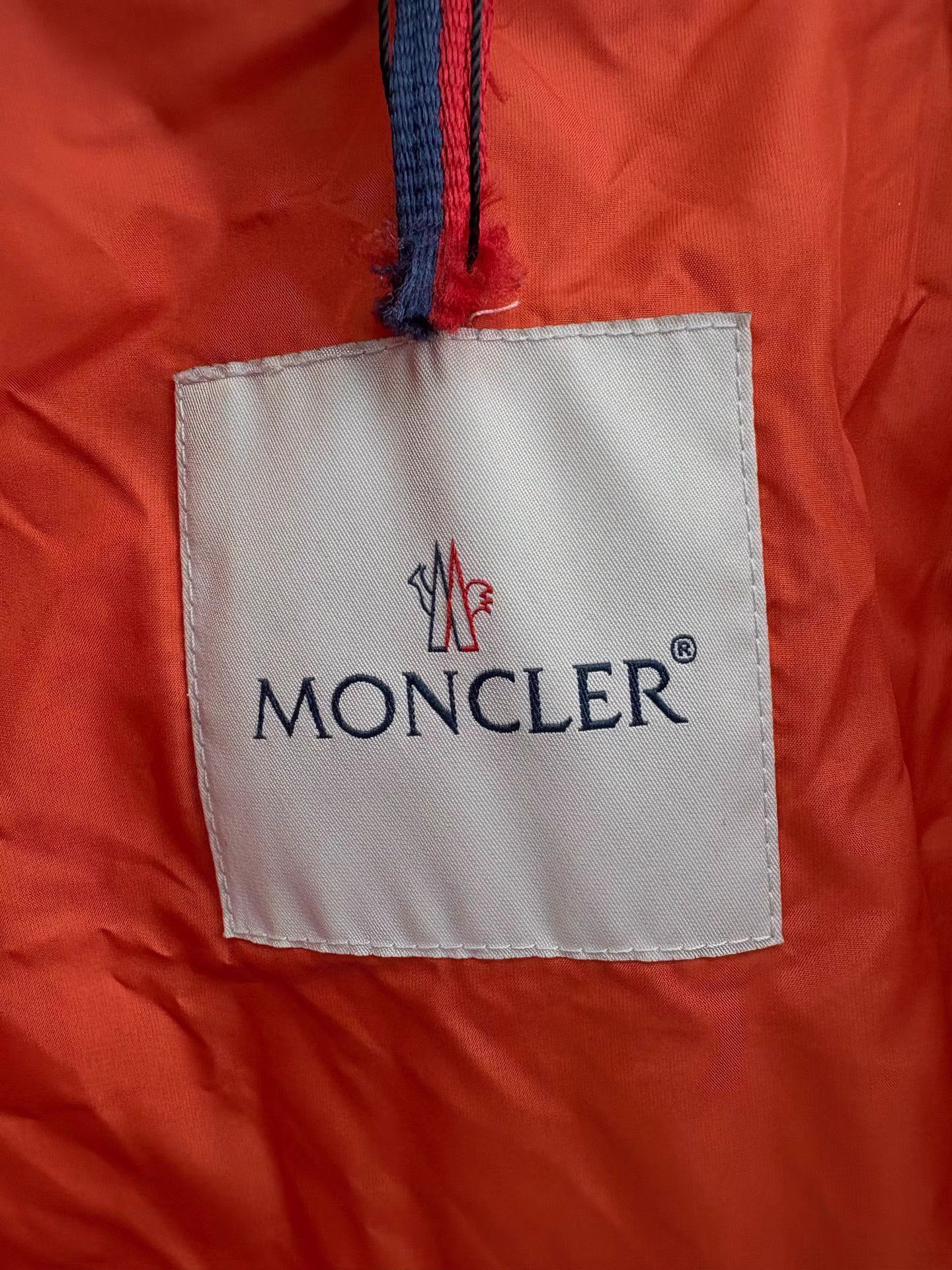 Moncler MONCLER MORANDIERES Logo Hooded Down Jacket Size US XL / EU 56 / 4 - 4 Thumbnail