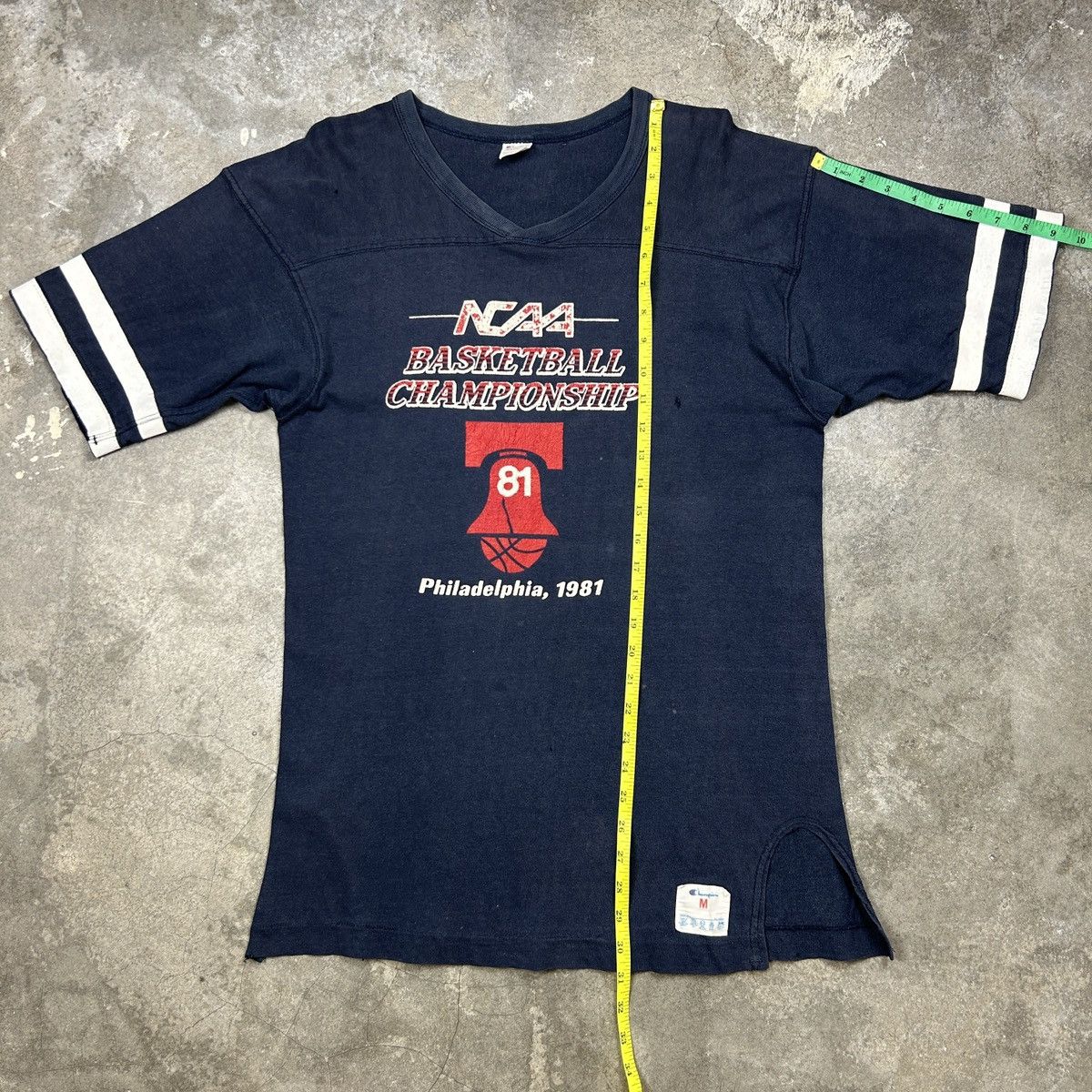 Champion × Vintage 1980s Champion - NCAA Basketball Championship Size US M / EU 48-50 / 2 - 11 Thumbnail