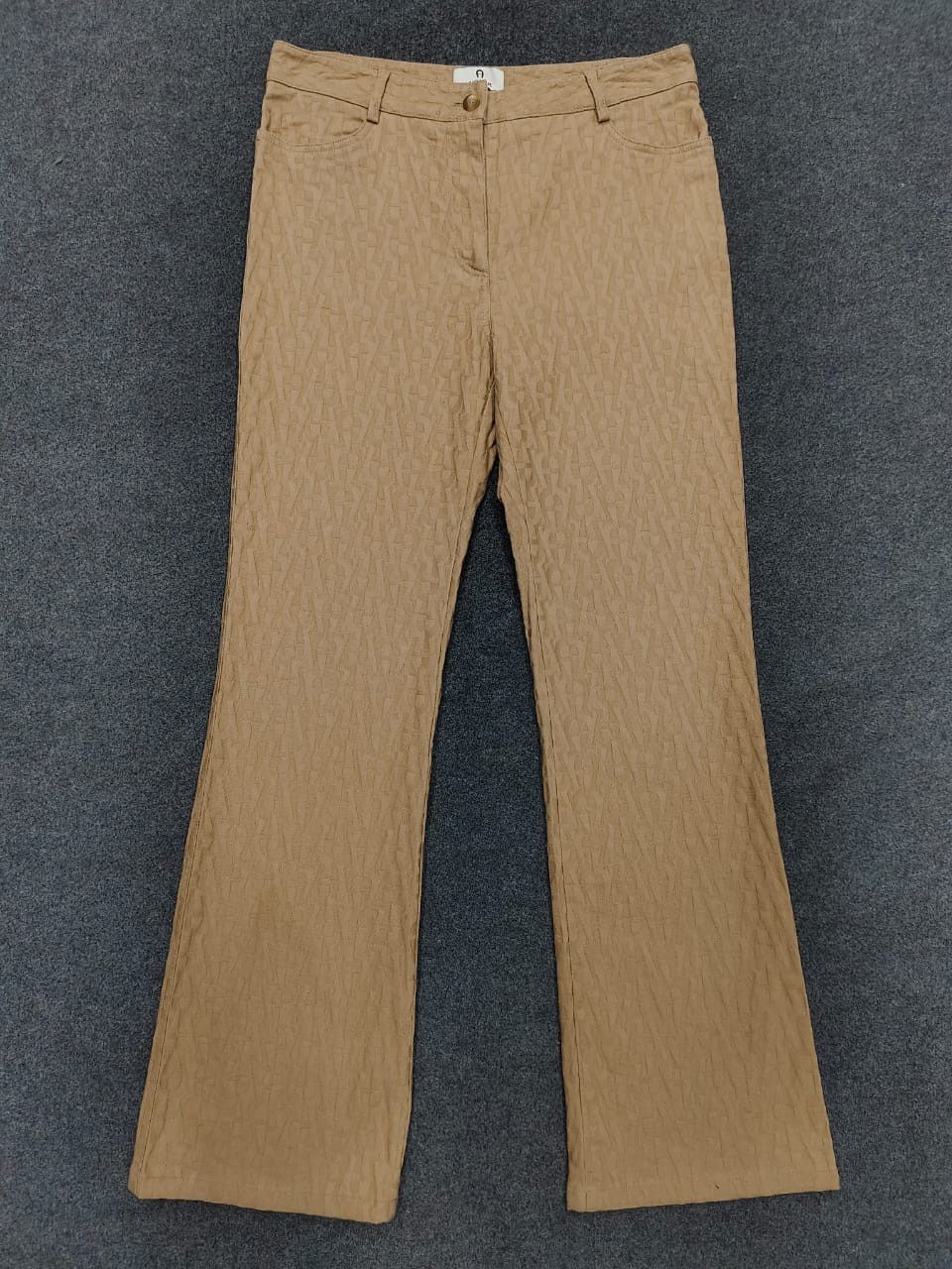 Aigner Vtg Aigner Monogram Logo Trouser Size 28" / US 6 / IT 42 - 2 Thumbnail
