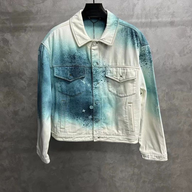Louis Vuitton Louis Vuitton White and green rendered printed logo denim Size US M / EU 48-50 / 2 - 1 Thumbnail