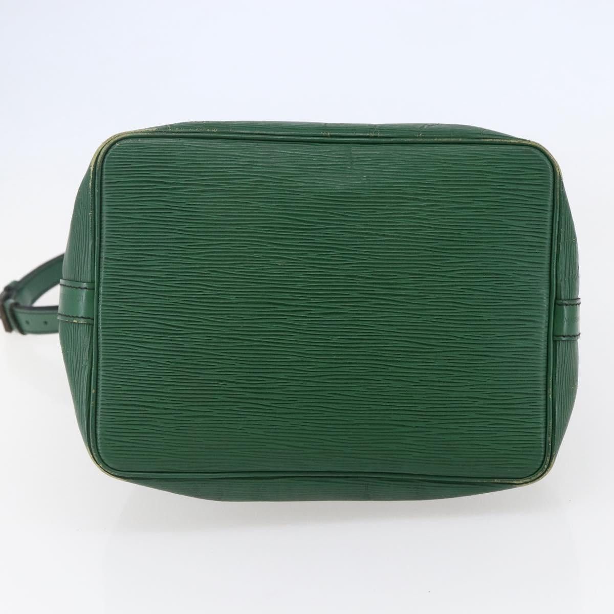 Louis Vuitton LOUIS VUITTON Epi Petit Noe Shoulder Bag Green M44104 Size ONE SIZE - 9 Thumbnail