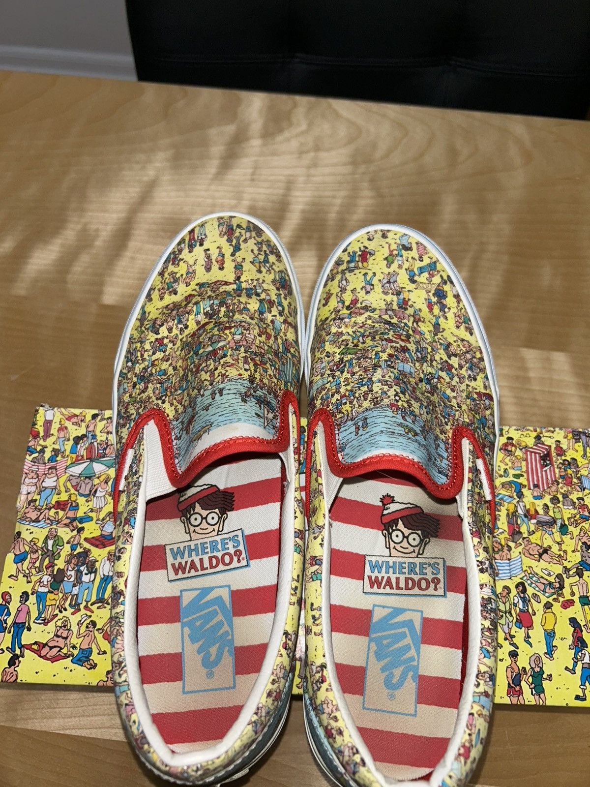 Vans Wheres waldo slip on vans Size US 11 / EU 44 - 5 Thumbnail