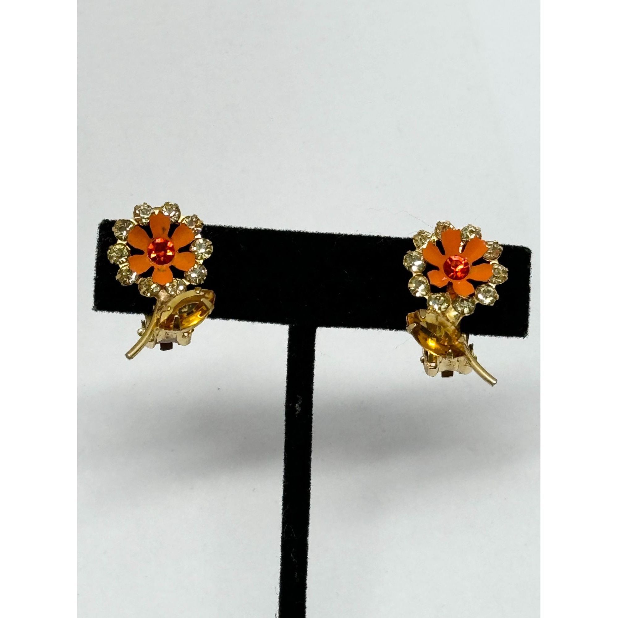 Vintage Vintage orange flower rhinestone earrings Size ONE SIZE - 1 Thumbnail