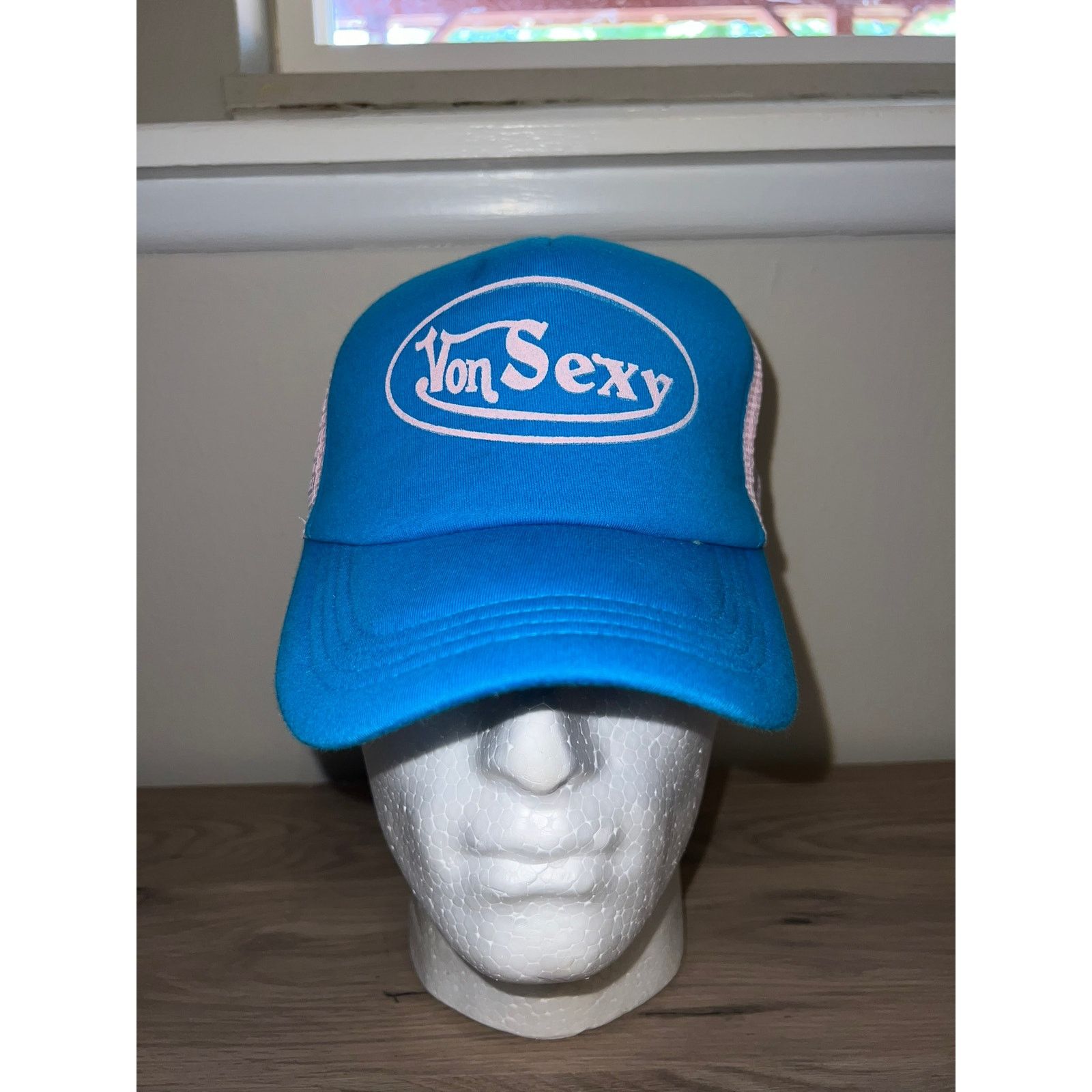 Vintage Y2K Von Sexy Blue Pink Trucker Hat Headwear Designer 2000s Size ONE SIZE - 1 Thumbnail