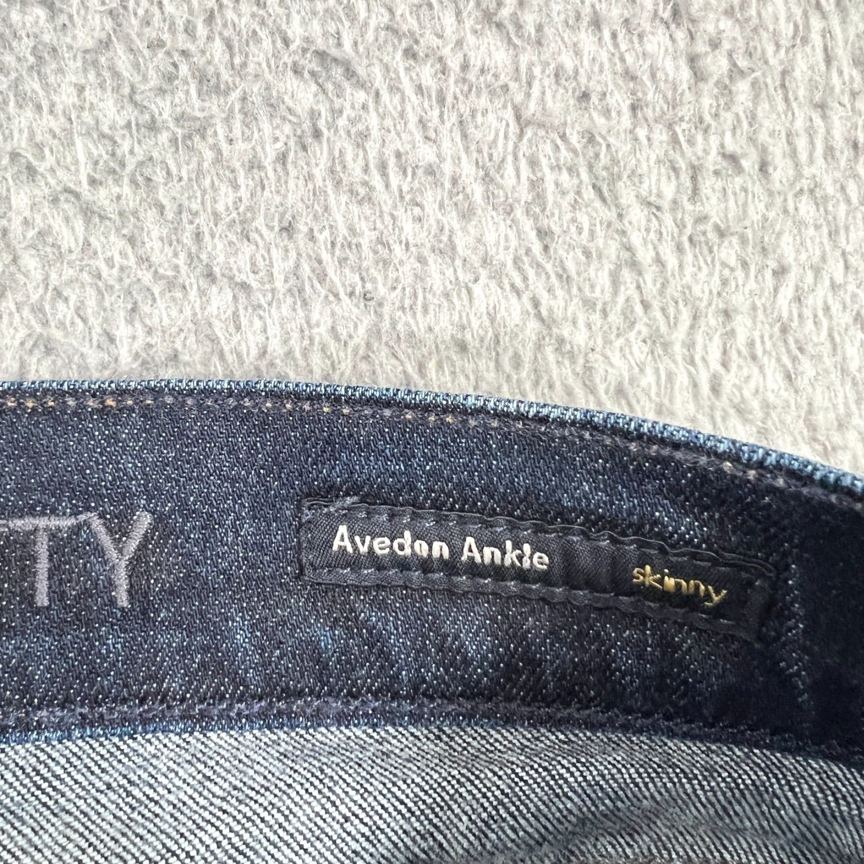 Citizens Of Humanity VINTAGE Citizens of Humanity Avedon Slim Skinny Jeans Women's Size 24 Dark Wash Denim Size 42" / US 20 - 6 Thumbnail