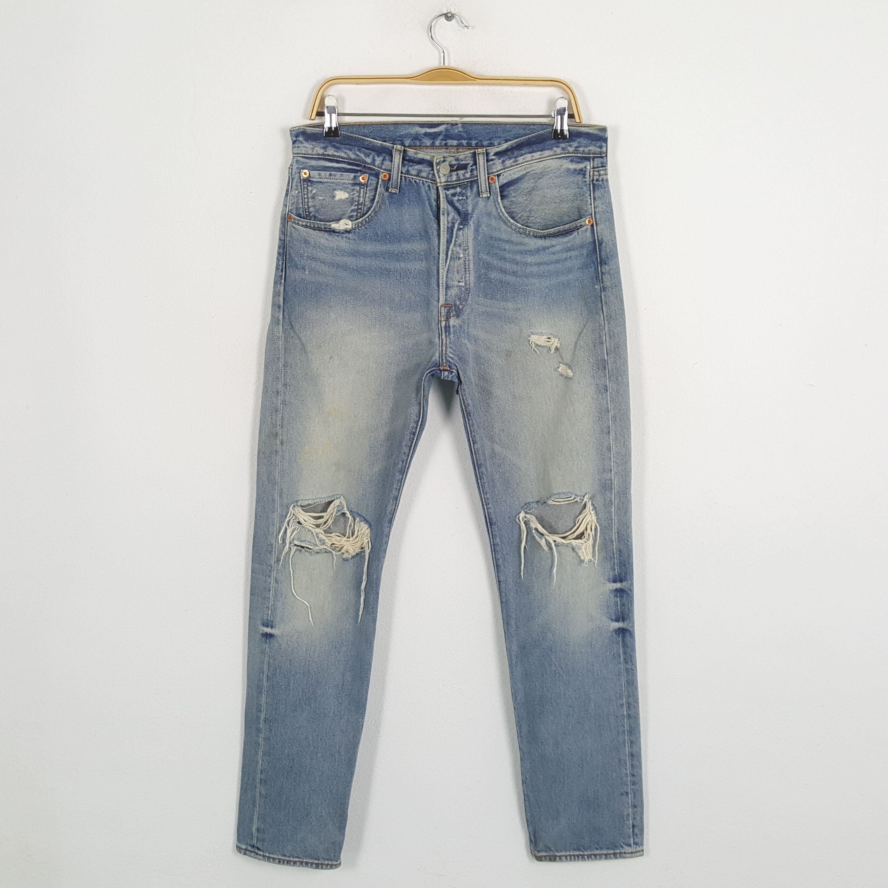 Levi's × Levi's Vintage Clothing × Vintage Vintage LEVI'S 501 Kurt Cobain Distressed Style Jeans Size US 32 / EU 48 - 1 Thumbnail