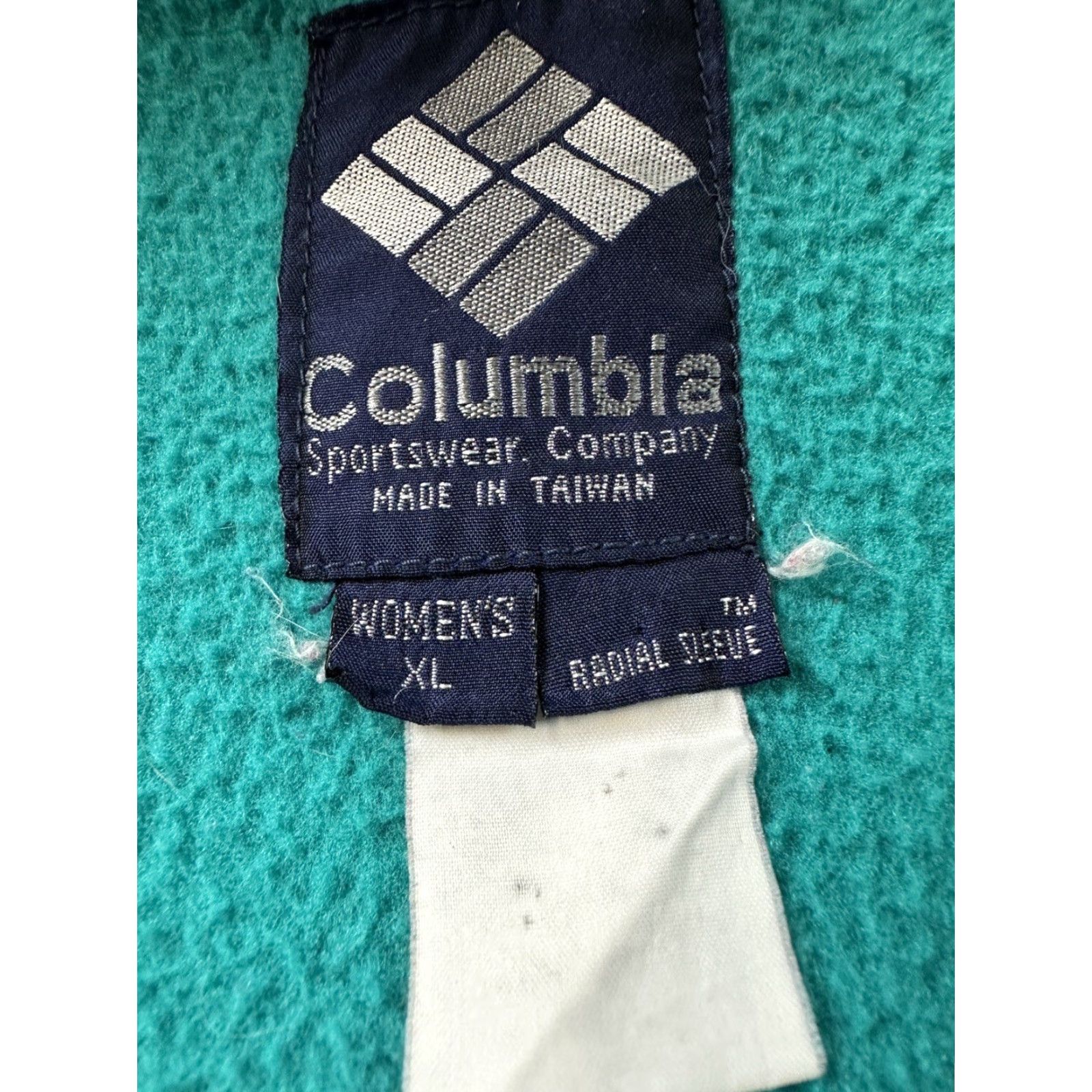 Vintage VINTAGE Columbia Jacket Womens XL Purple Full Zip Radial Sleeve Size XL / US 12-14 / IT 48-50 - 3 Thumbnail
