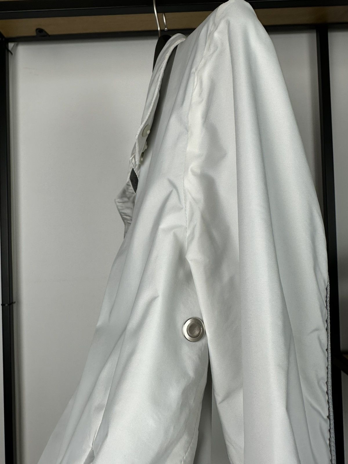 Prada Vintage Prada Nylon Jacket Red Tab Logo Track Women’s White Size M / US 6-8 / IT 42-44 - 13 Thumbnail