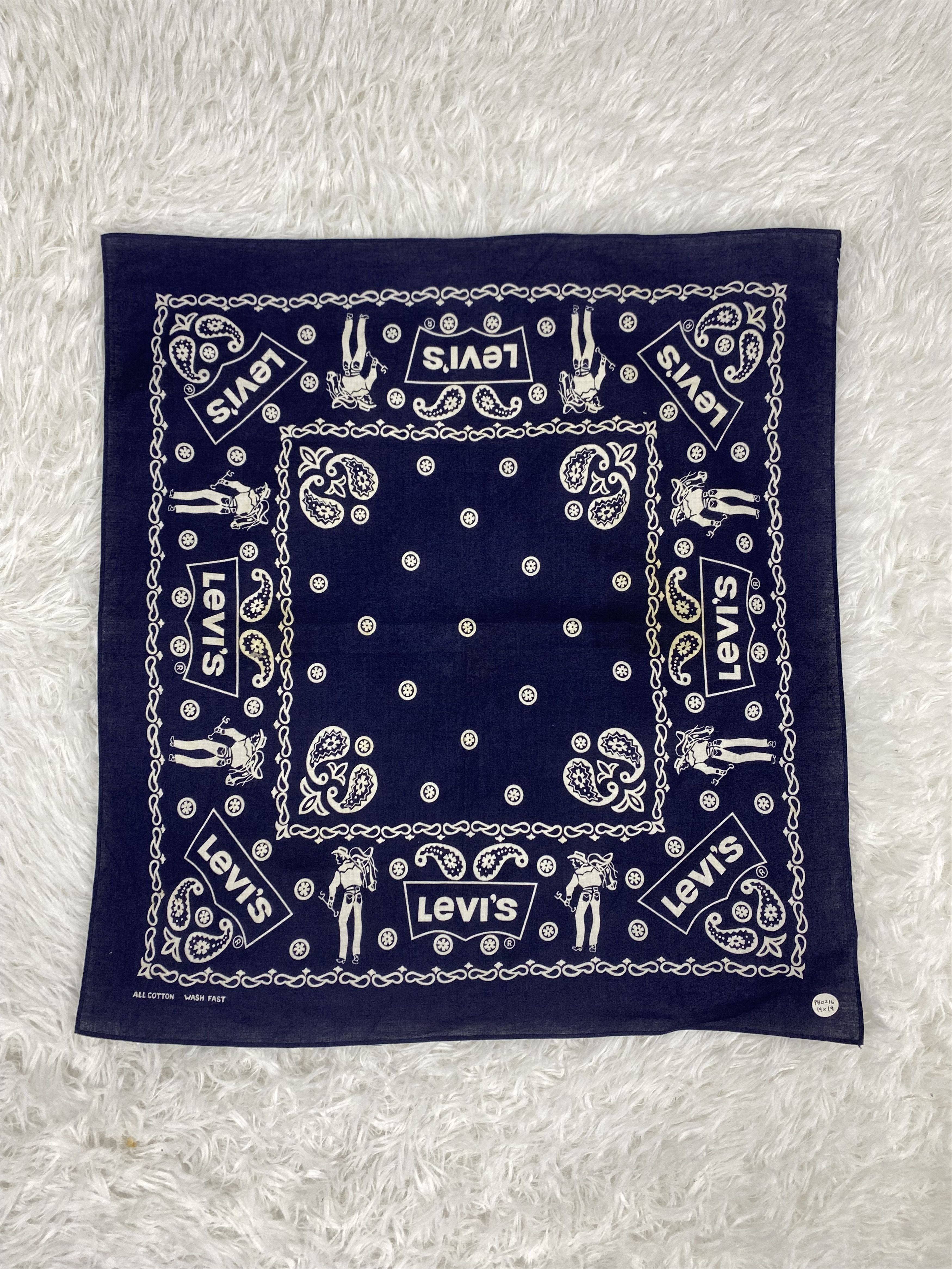 Levi's Vintage Levi's Bandana Handkerchief Neckerchief PH0216 Size ONE SIZE - 4 Thumbnail