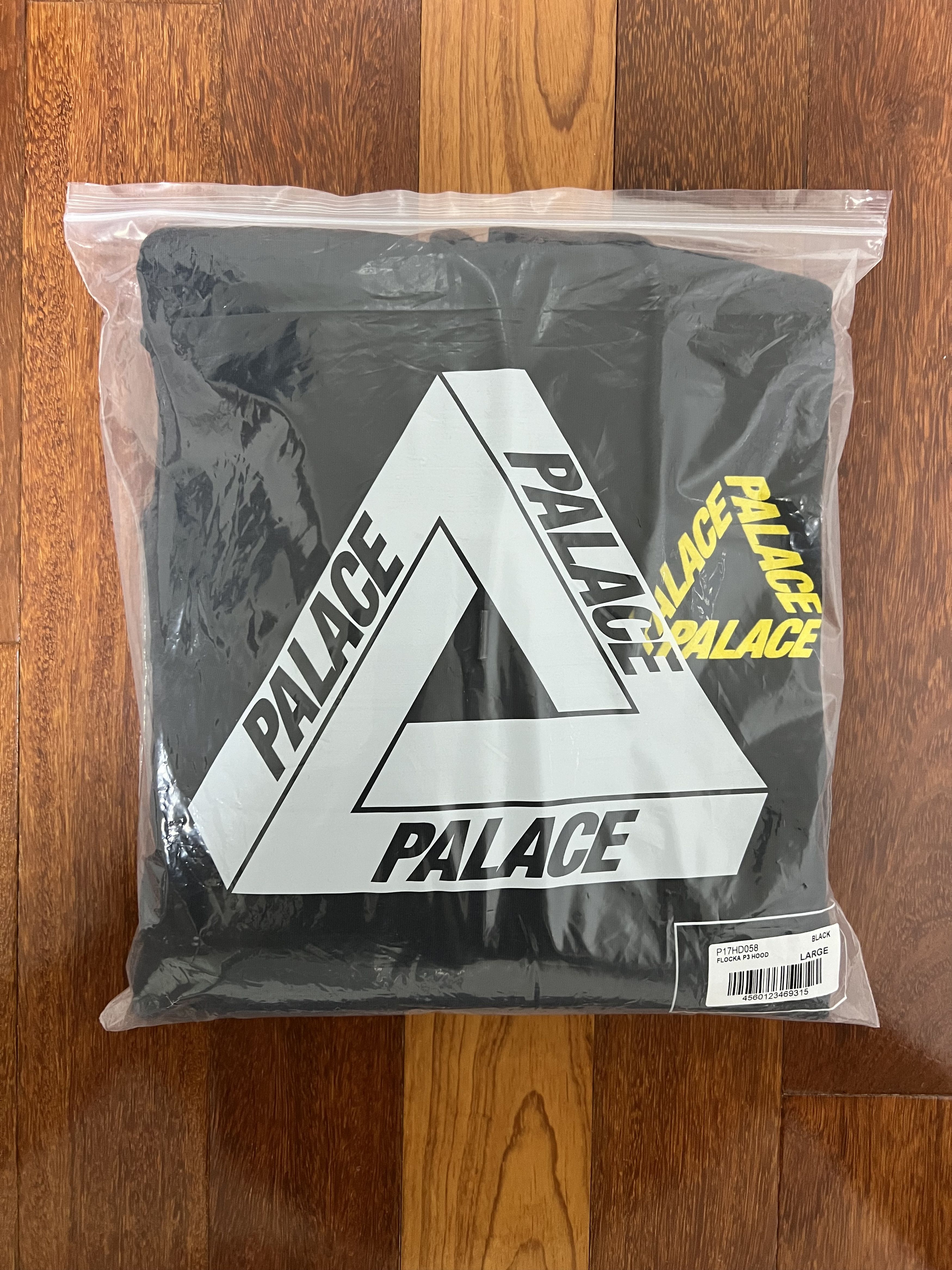 Palace 💚 2019 Palace Flocka P3 Hoodie Black Large NEW Size US L / EU 52-54 / 3 - 10 Thumbnail