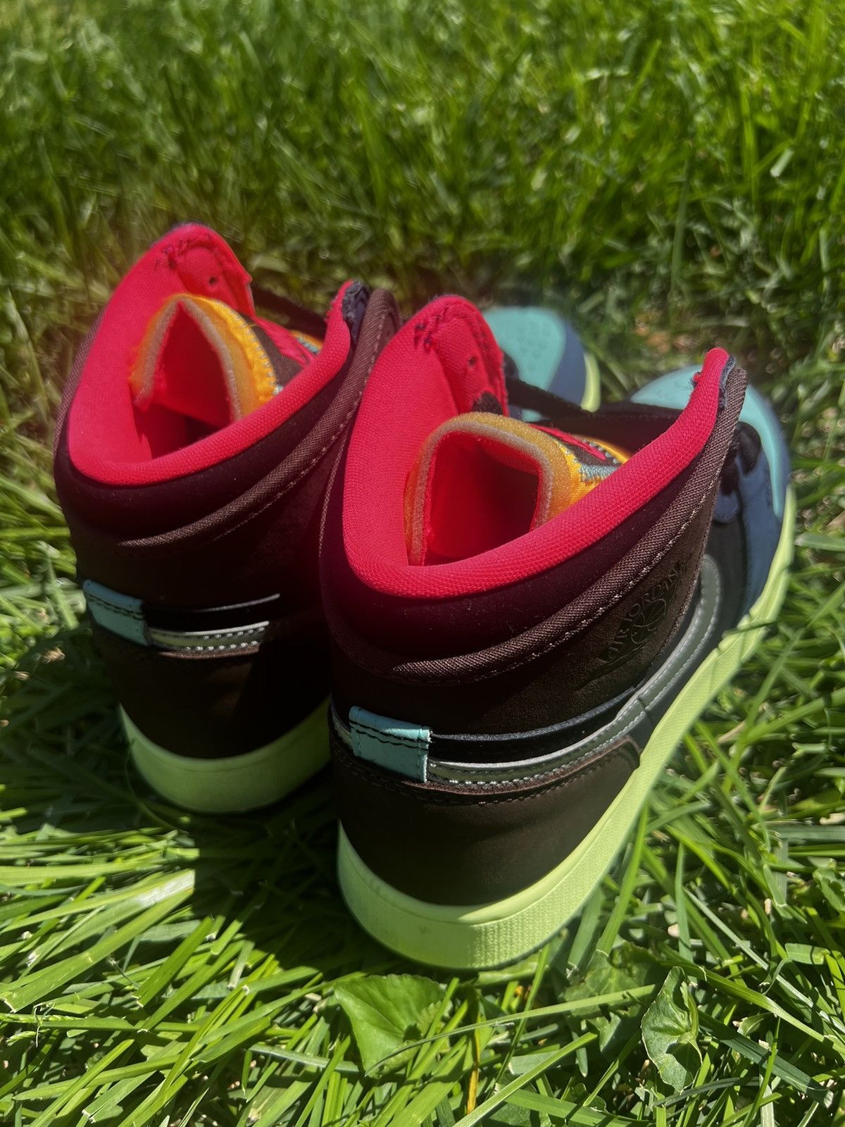 Jordan Brand CLEAN Air Jordan 1 High OG Biohack Retro size 5.5 Shoes mens Size US 5.5 / EU 38 - 6 Thumbnail