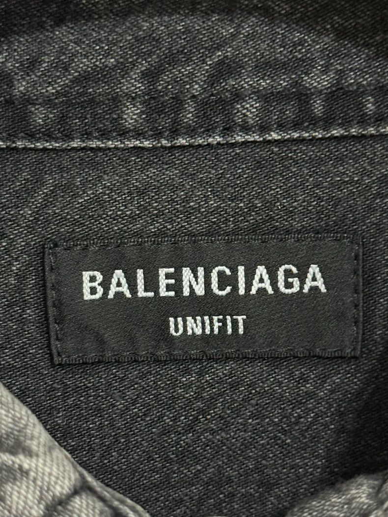 Balenciaga Balenciaga Embroidered logo destroys old long-sleeved shir Size US M / EU 48-50 / 2 - 3 Thumbnail