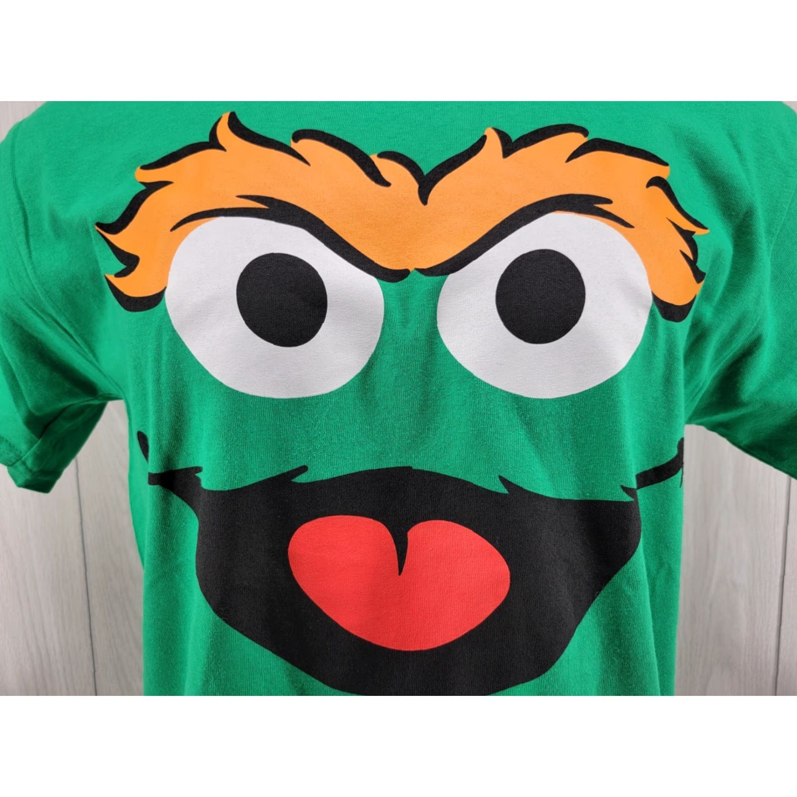 Vintage Sesame Street Oscar The Grouch Face T-Shirt Mens Medium Green Crew Neck Short Sleeve 100% Cotton Graphic Tee Vintage No Size US M / EU 48-50 / 2 - 2 Thumbnail