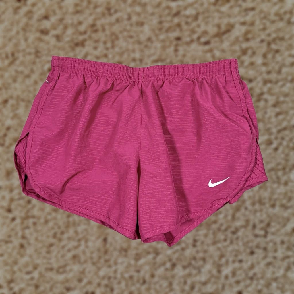 Nike Nike Dri-Fit Running Shorts Women's XS Magenta Red Color Logo Pockets Quick Dry 3.5 Inseam Athletic Summer Activewear Size 26" / US 2 / IT 38 - 1 Thumbnail