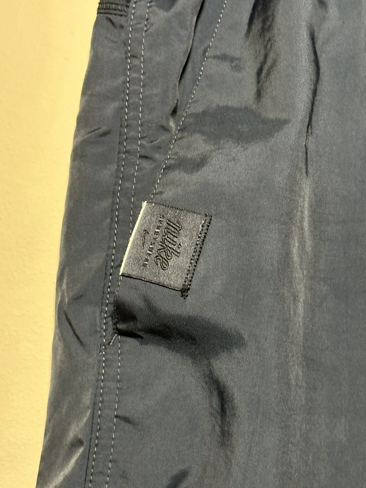 Nike Vintage Nike Navy Blue Sportswear Shorts Size US 38 / EU 54 - 3 Thumbnail