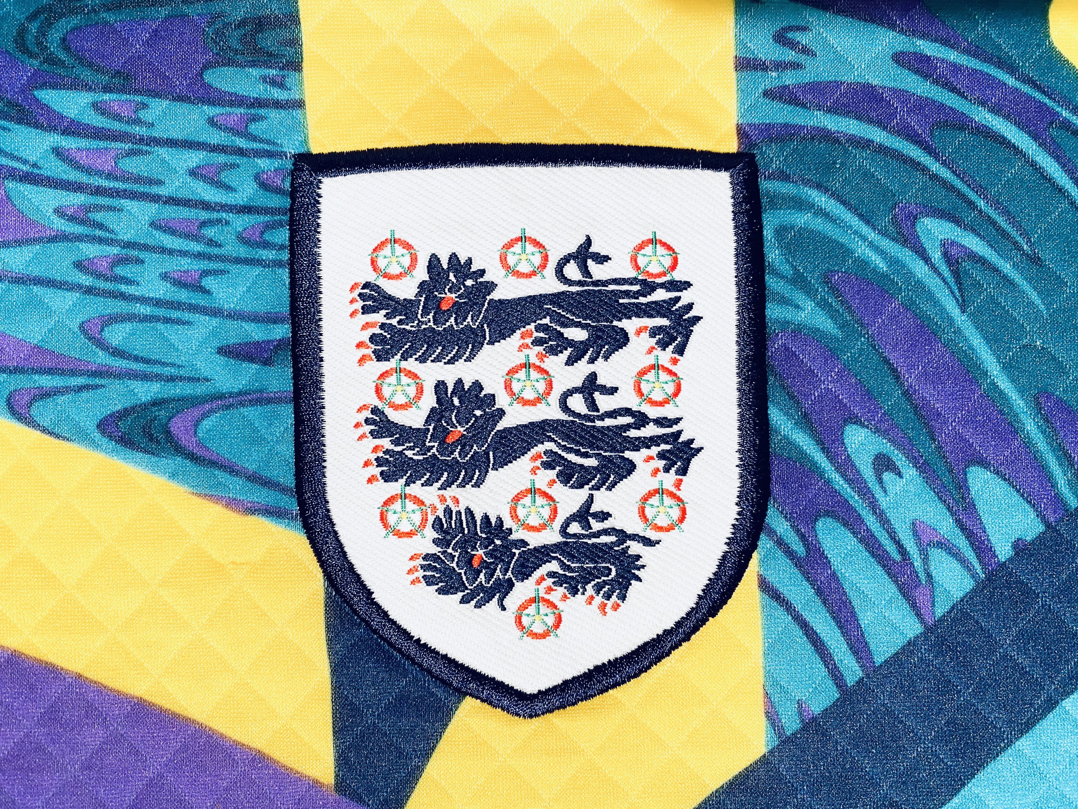 Umbro England Home Goalkeeper Euro 96 Football Shirt Jersey Size US M / EU 48-50 / 2 - 6 Thumbnail