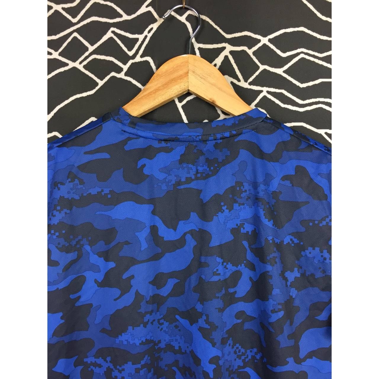 Japanese Brand × Vintage IGNIO Japanese Brand Camouflage Activewear Tee Size US L / EU 52-54 / 3 - 6 Thumbnail