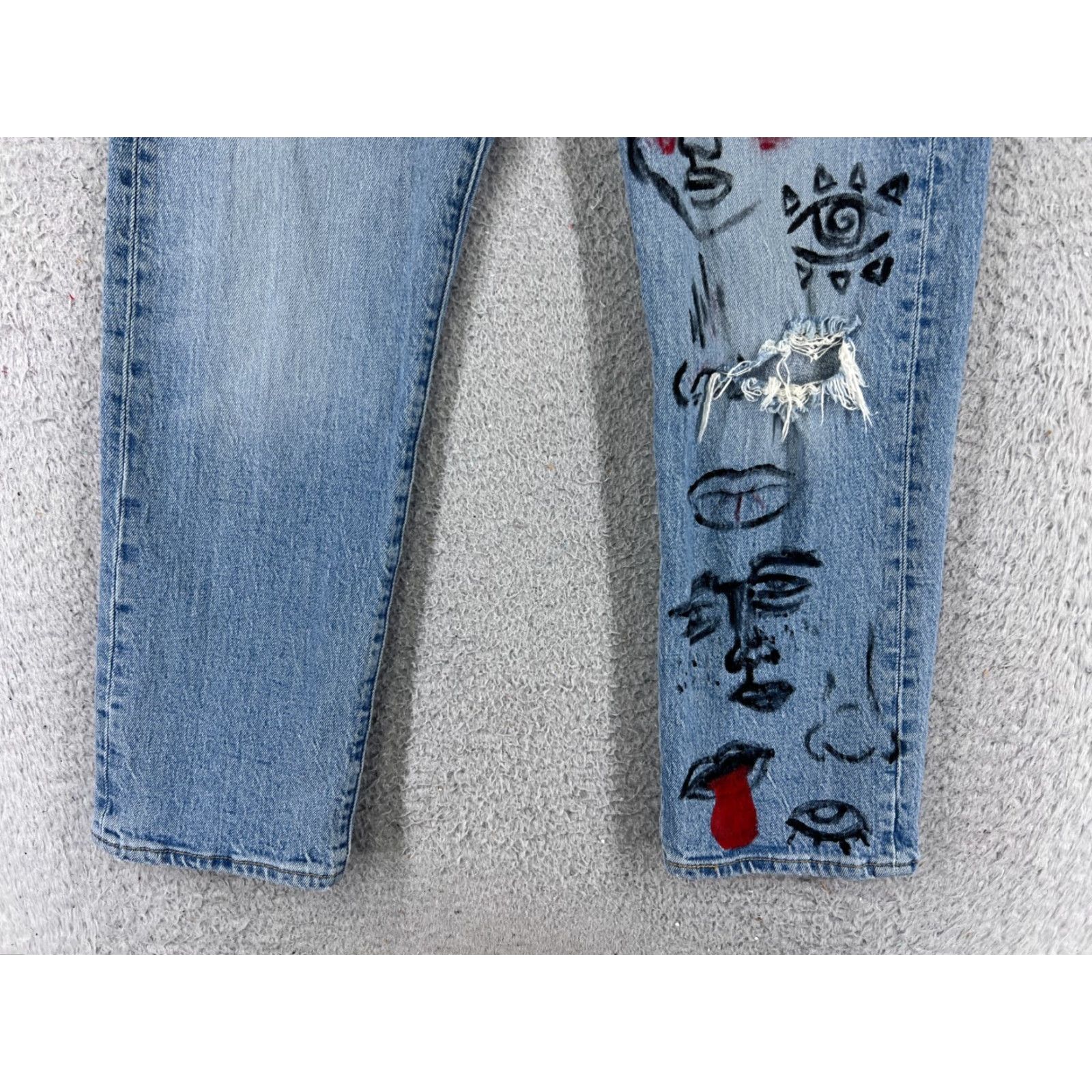 Levi's Levi's Wedgie Fit Jeans Womens 27 Blue Distressed Straight 27x24 Size 27" / US 4 / IT 40 - 2 Thumbnail
