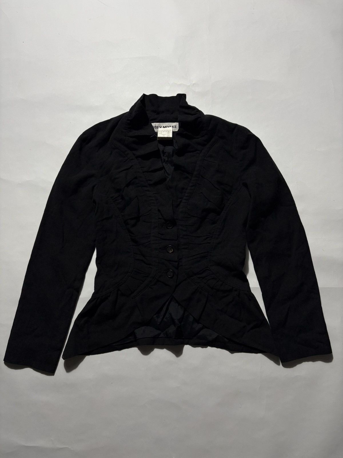 Issey Miyake ISSEY MIYAKE RAYON GATHER DESIGN JACKET Size S / US 4 / IT 40 - 1 Thumbnail